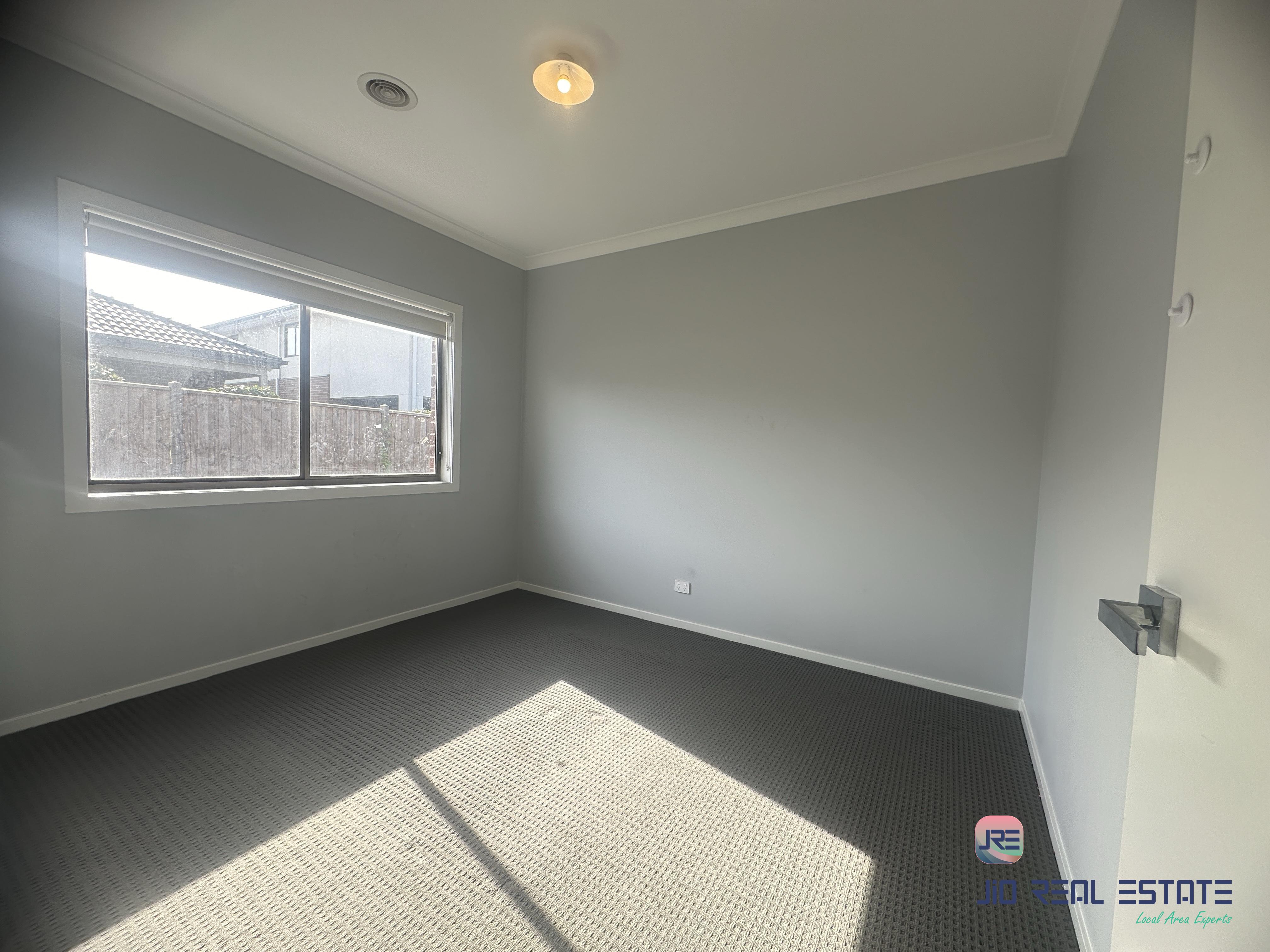 23 Horsley Street, Thornhill Park VIC