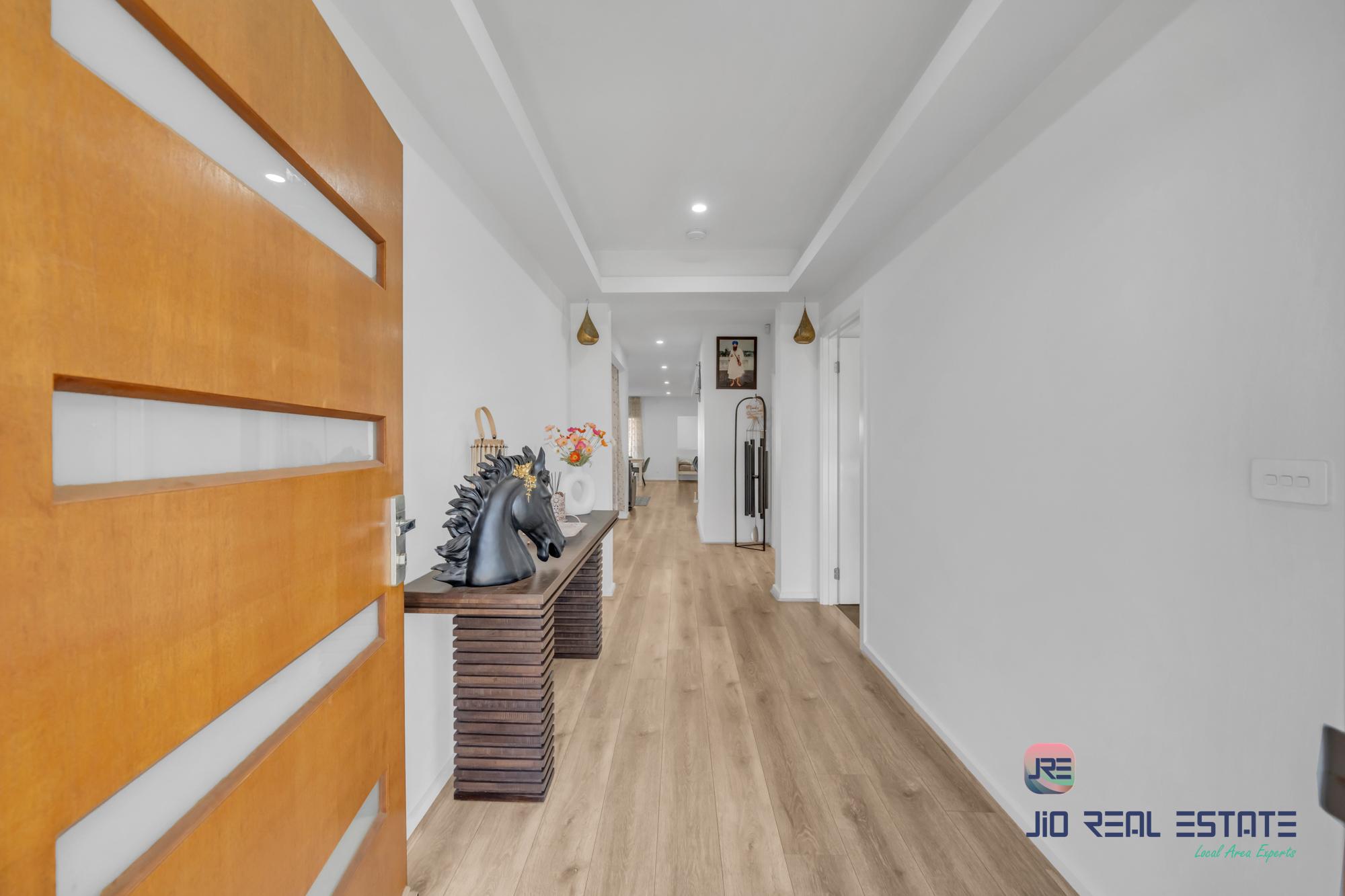 56 Maya Avenue, Thornhill Park VIC