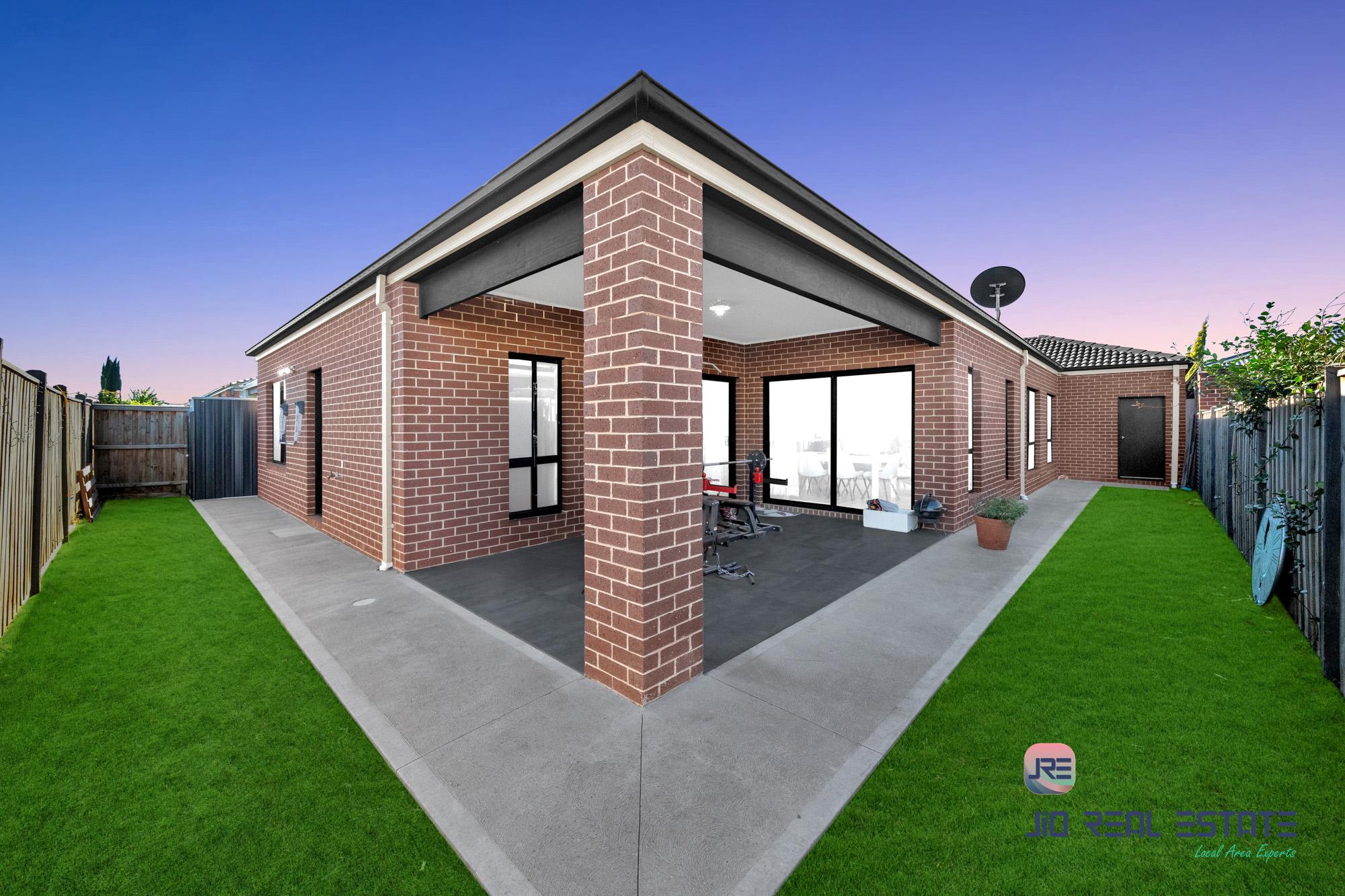 56 Maya Avenue, Thornhill Park VIC