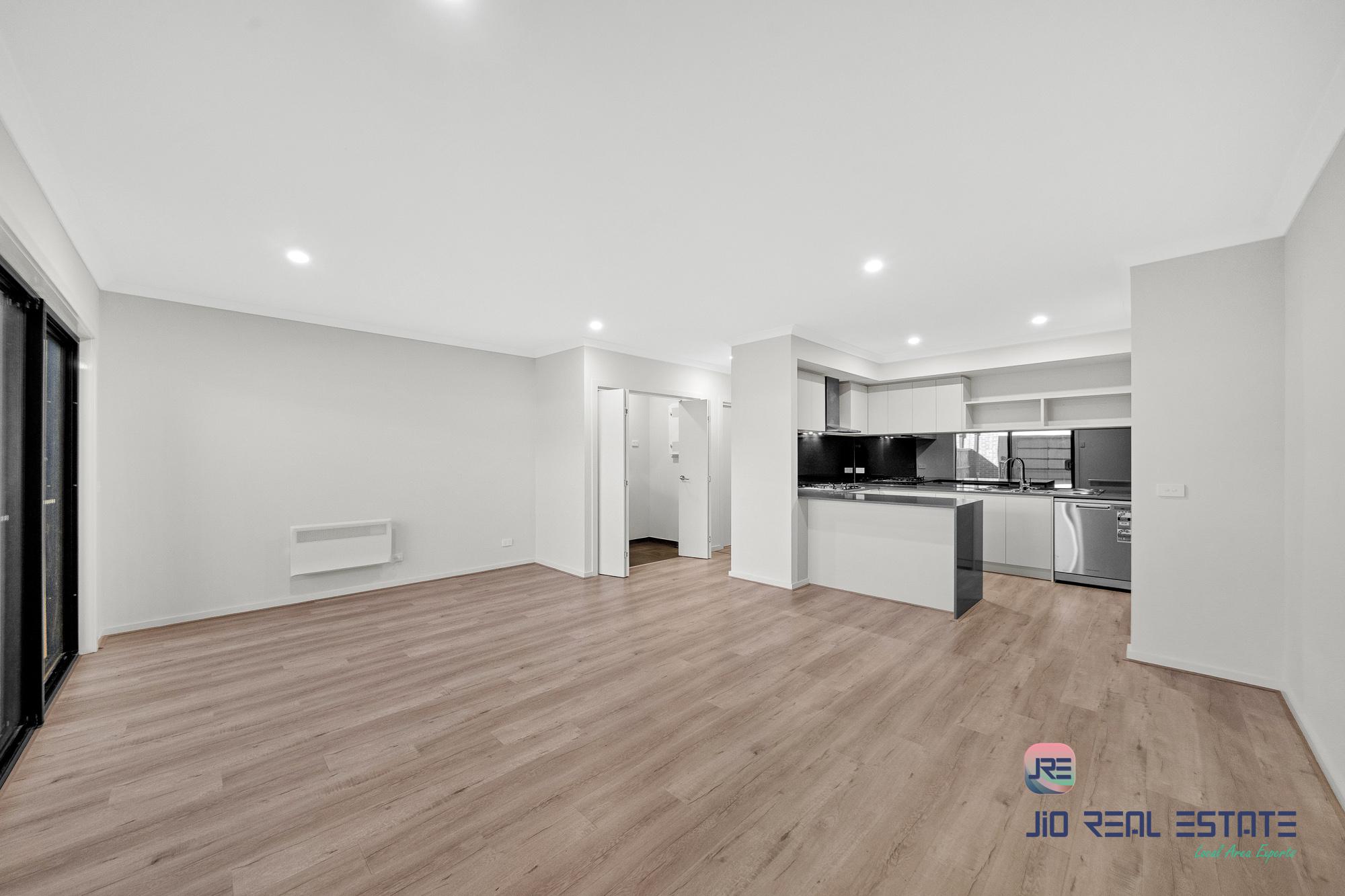 40 Washington Drive, Thornhill Park VIC