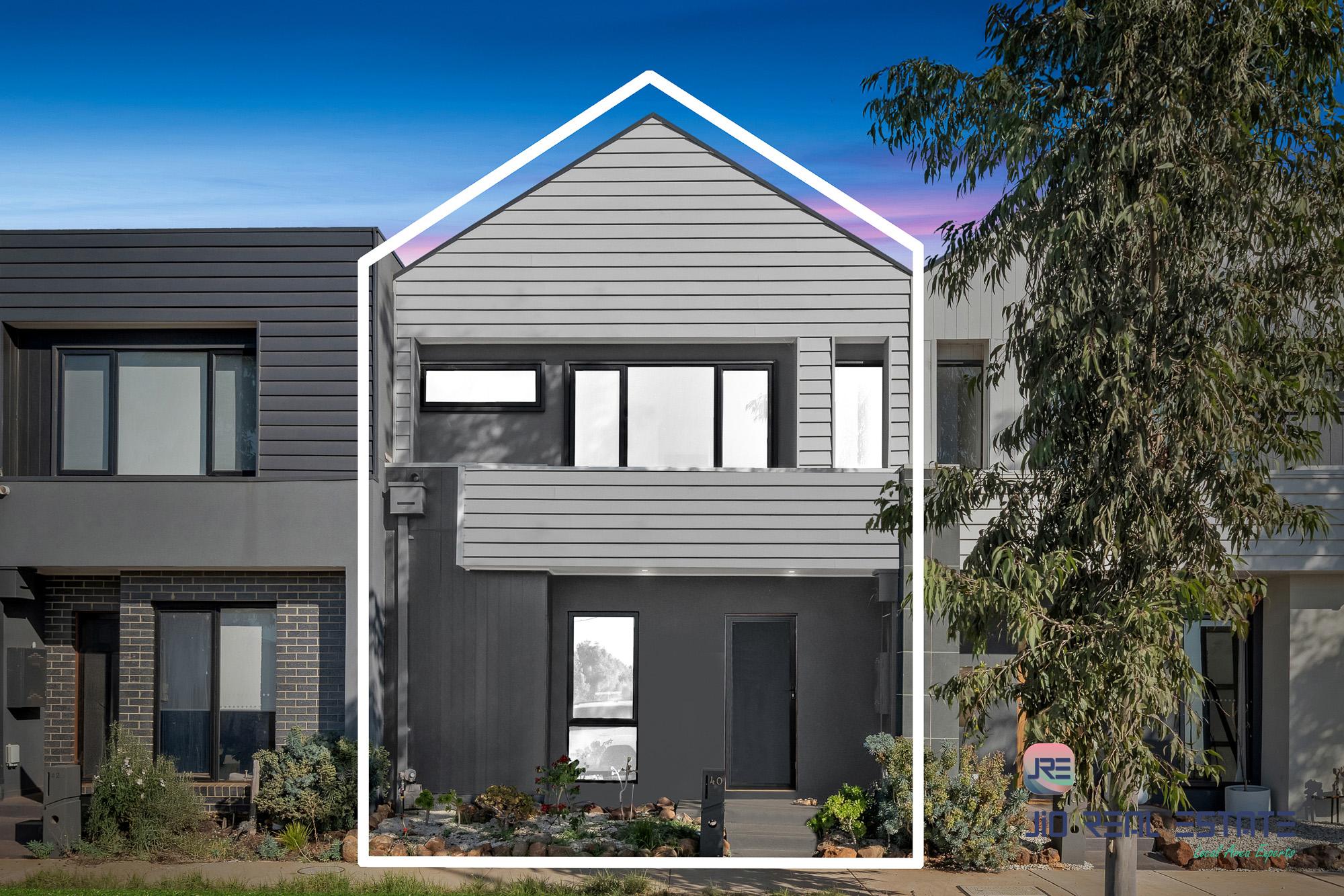 40 Washington Drive, Thornhill Park VIC