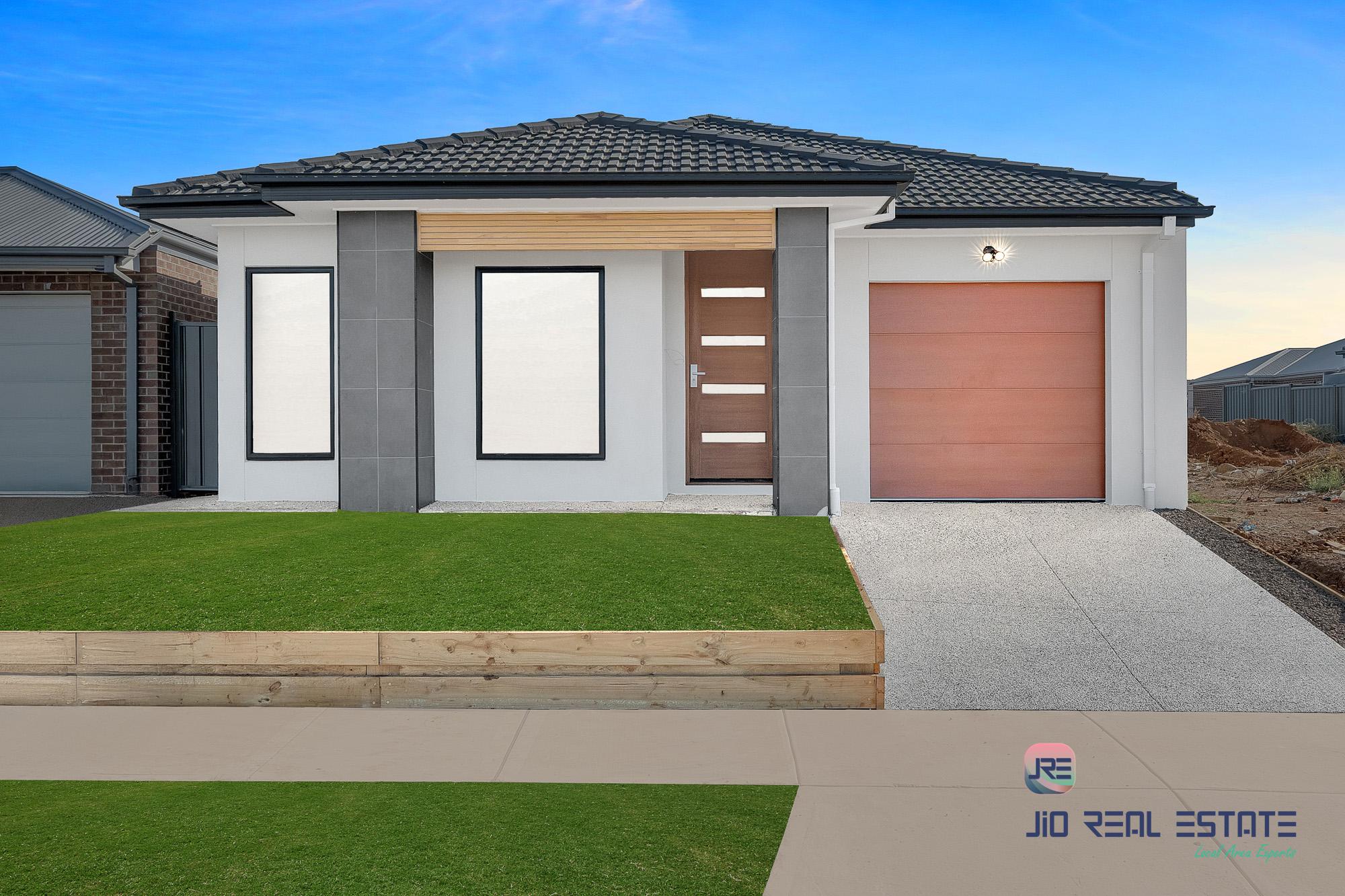 64 Uplands Crescent, Melton South VIC