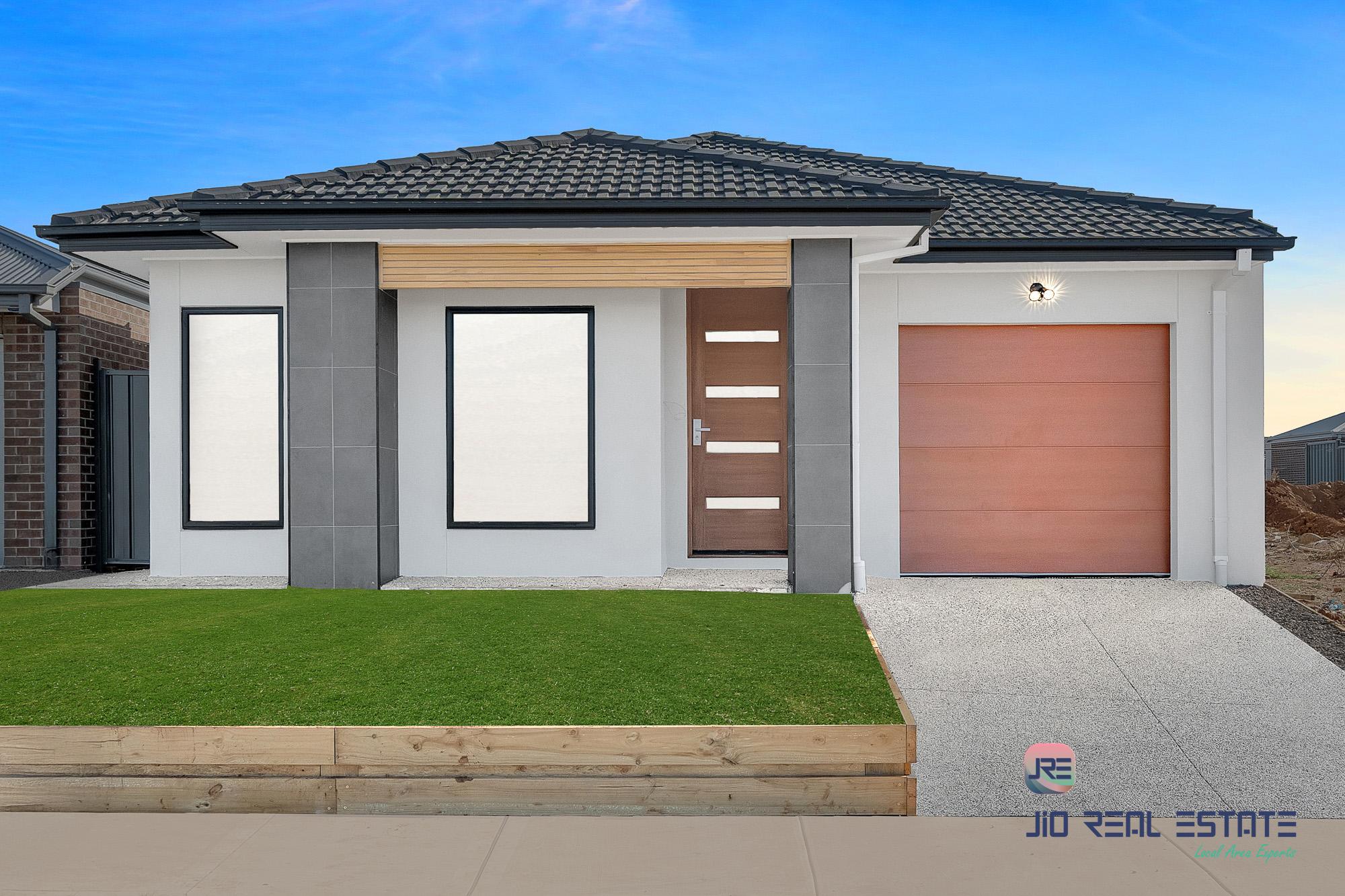 64 Uplands Crescent, Melton South VIC