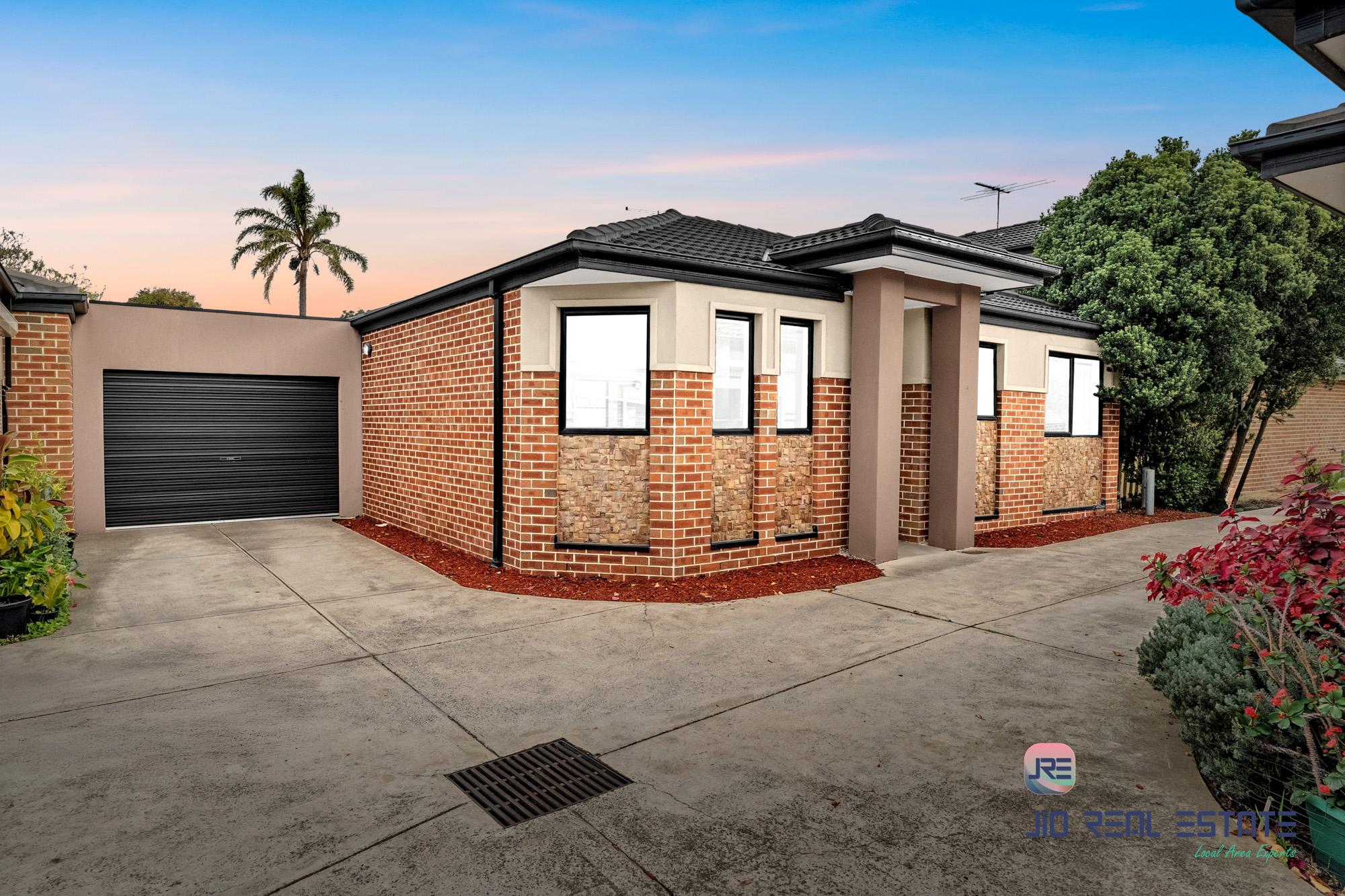 4/66-68 Lester Avenue, St Albans VIC