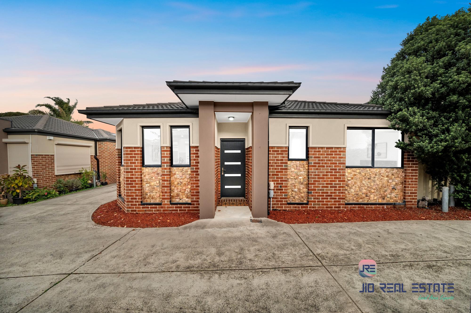 4/66-68 Lester Avenue, St Albans VIC