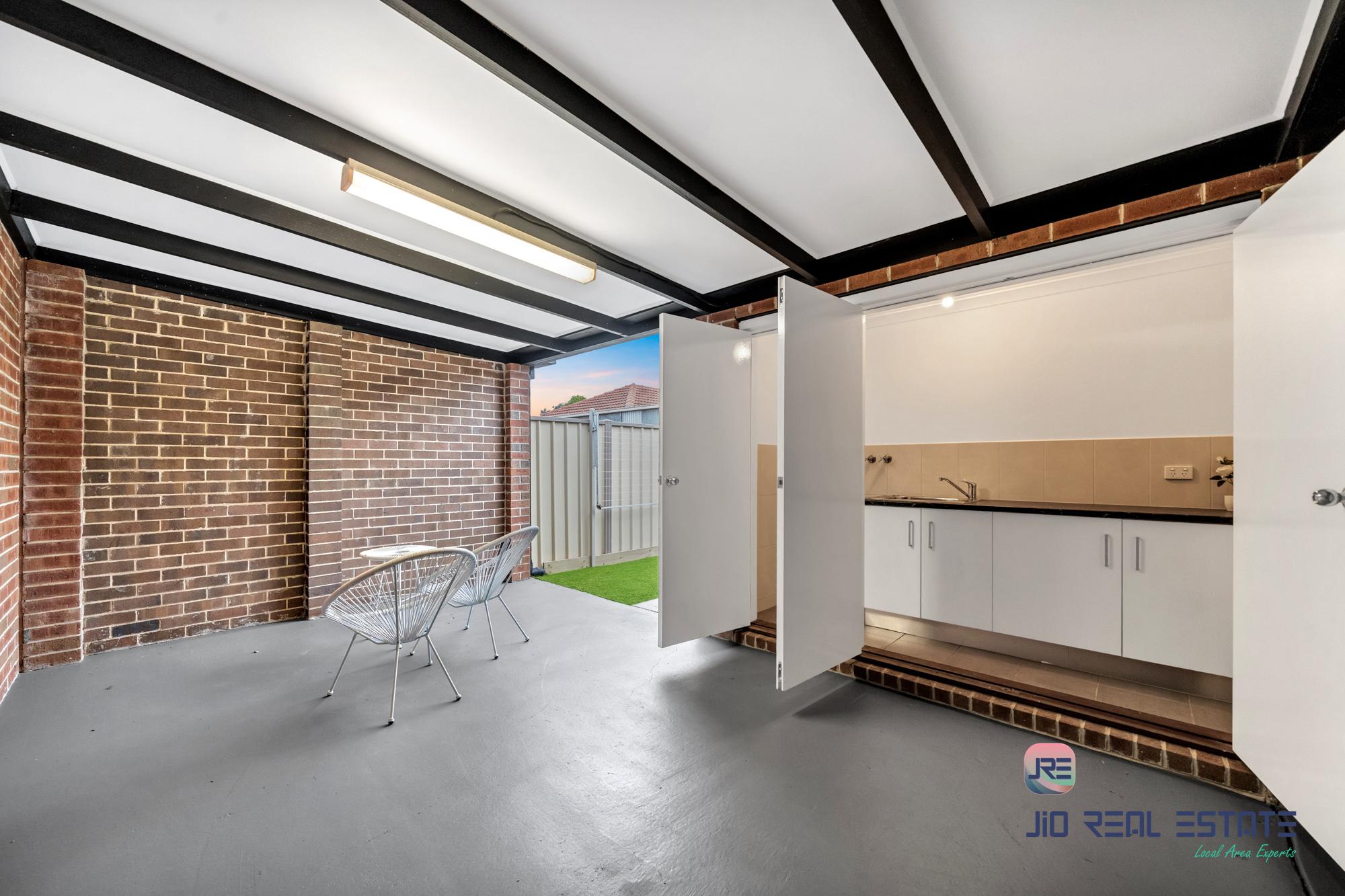 4/66-68 Lester Avenue, St Albans VIC