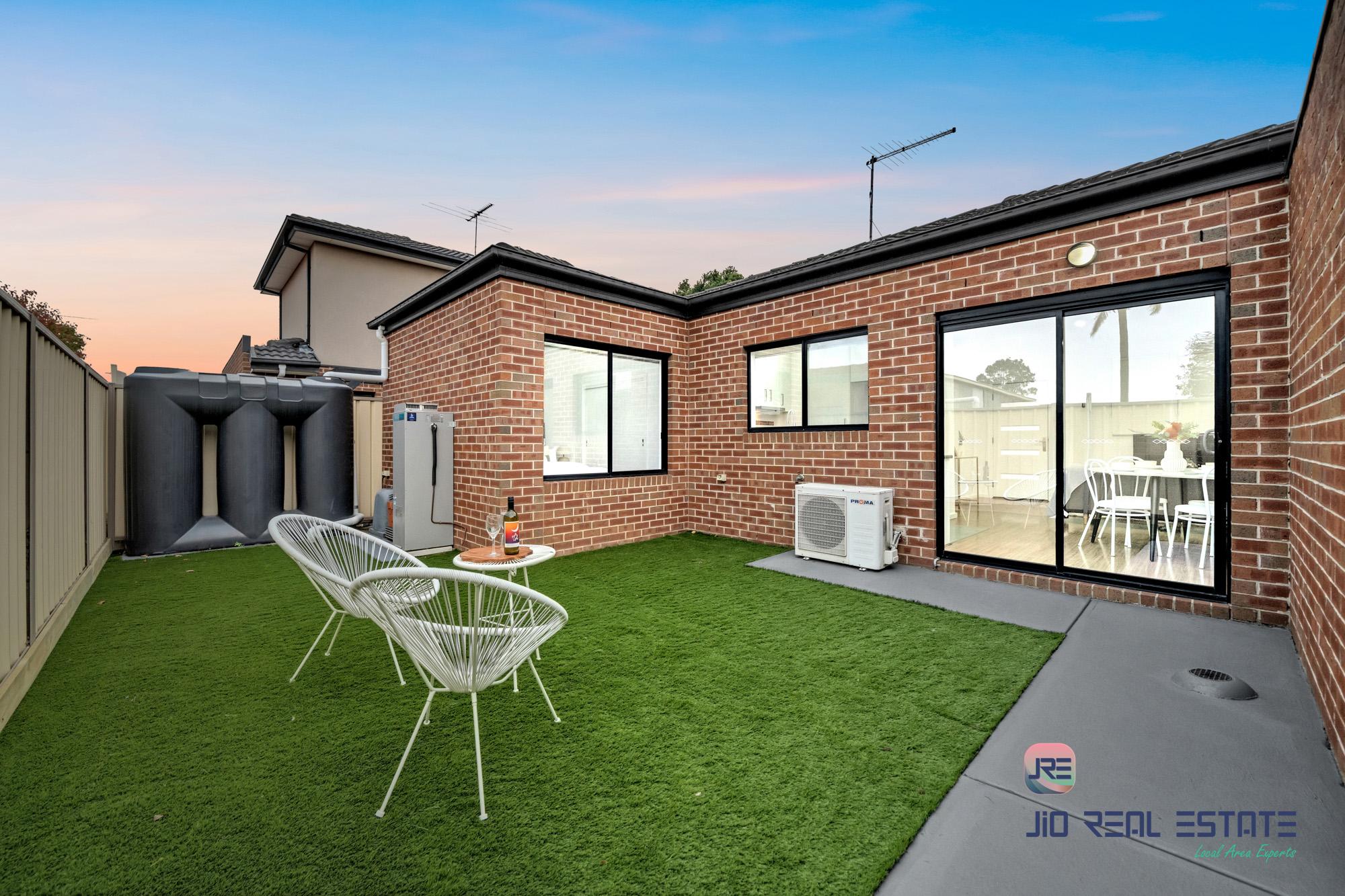 4/66-68 Lester Avenue, St Albans VIC