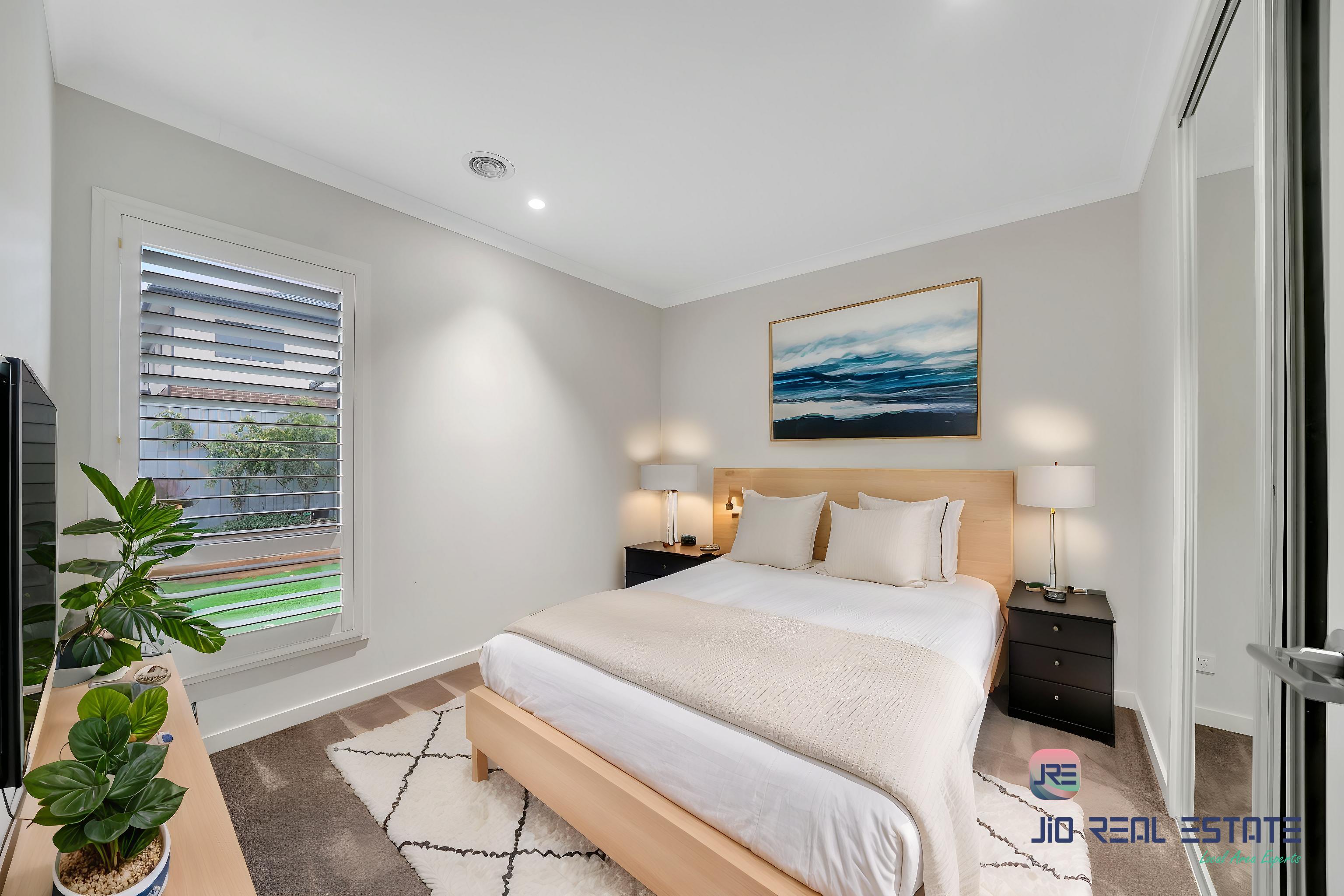 9 Bow Place, Thornhill Park VIC