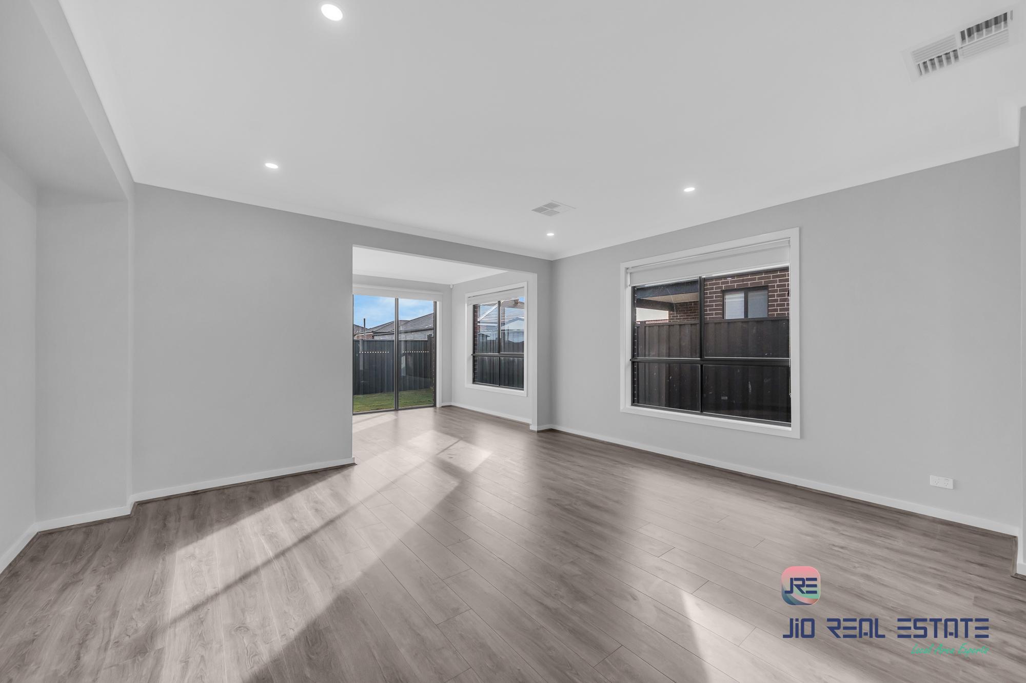 80 Pintail Drive, Melton South VIC