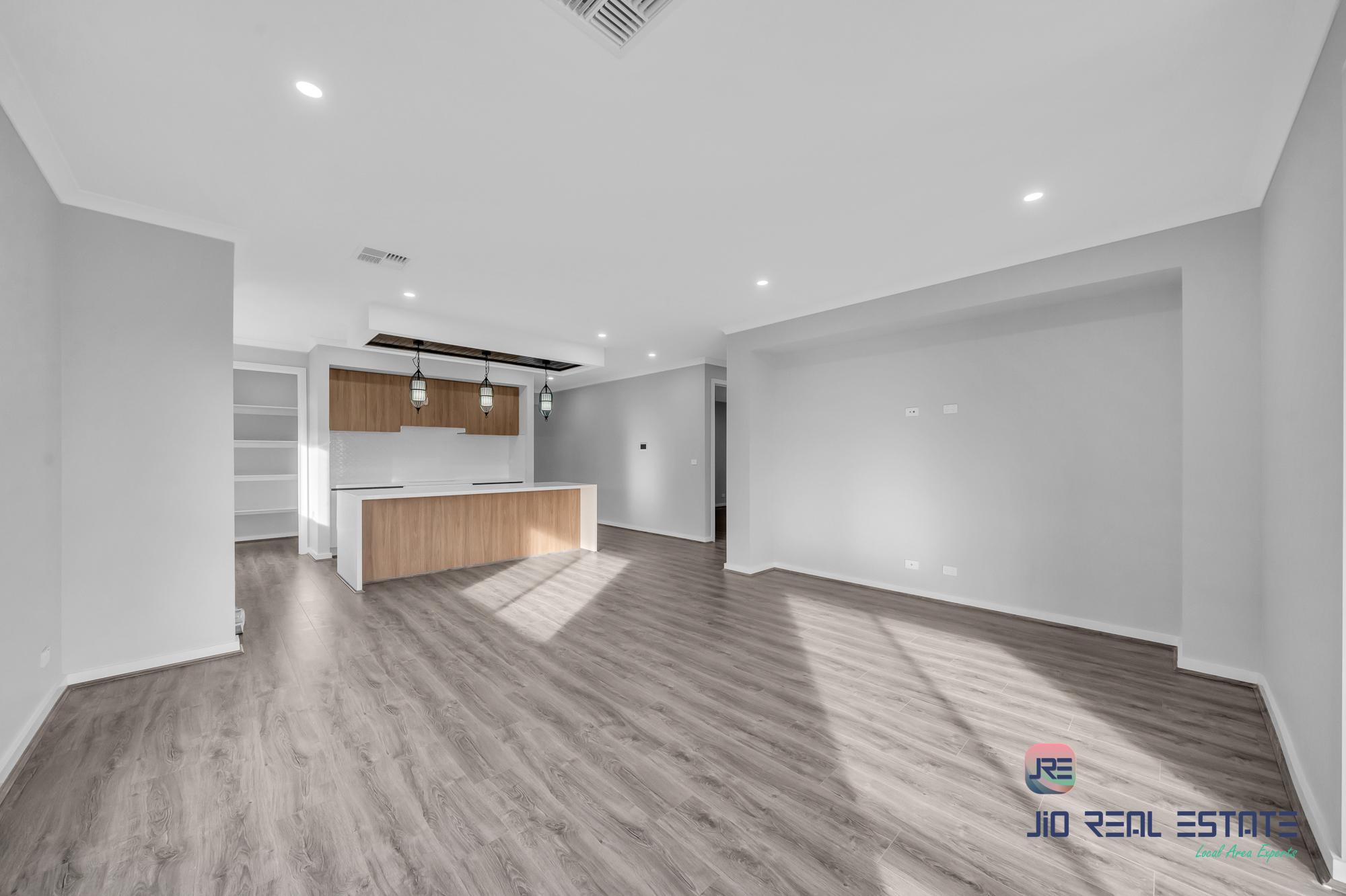 80 Pintail Drive, Melton South VIC