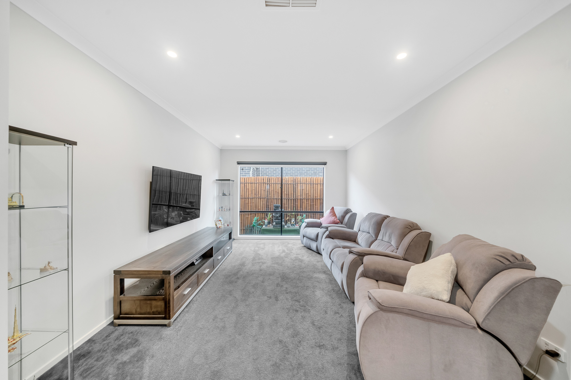 53 Coltan Avenue, Cobblebank VIC