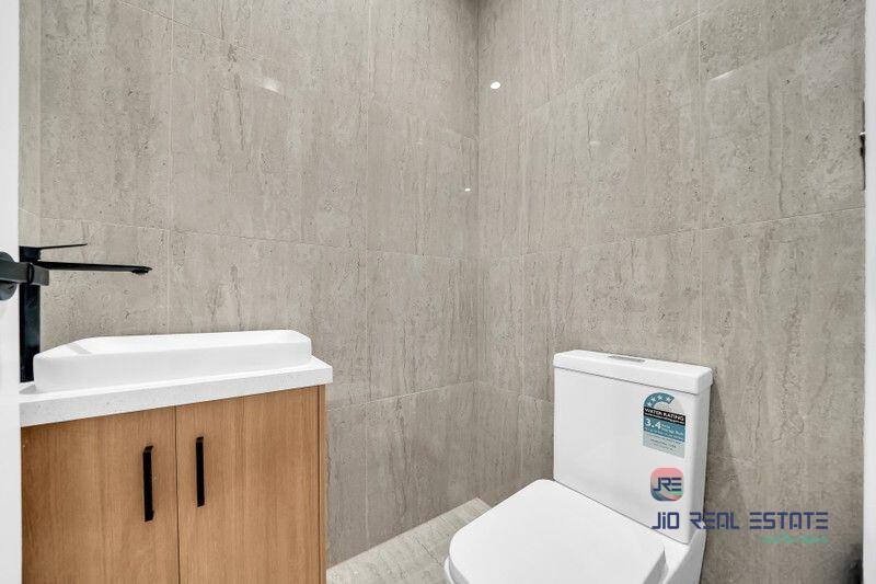 94 Pintail Drive, Melton South VIC