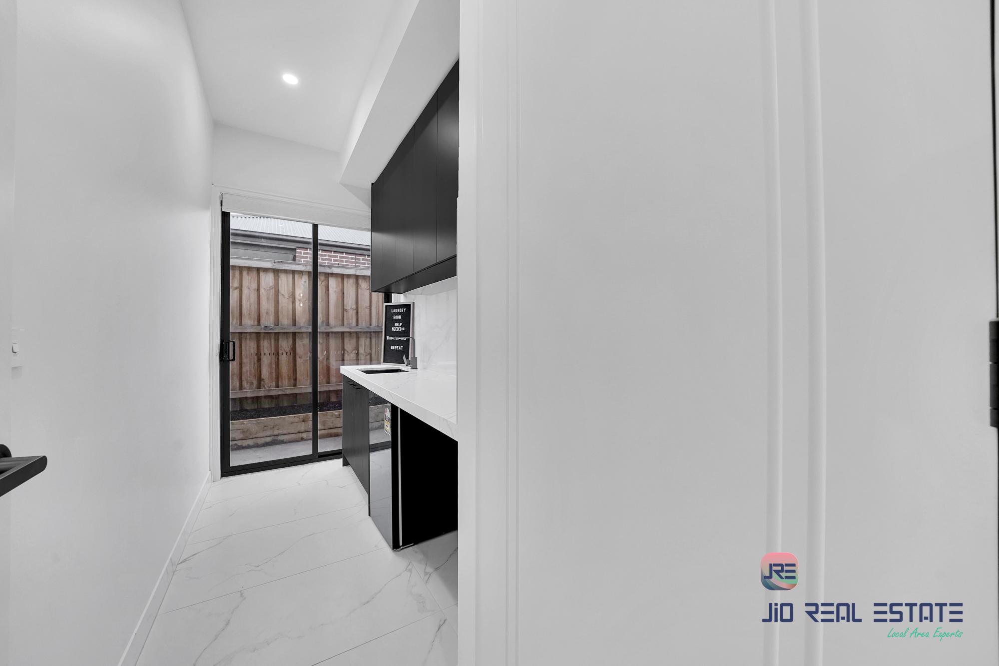 3 Barnmead Street, Deanside VIC