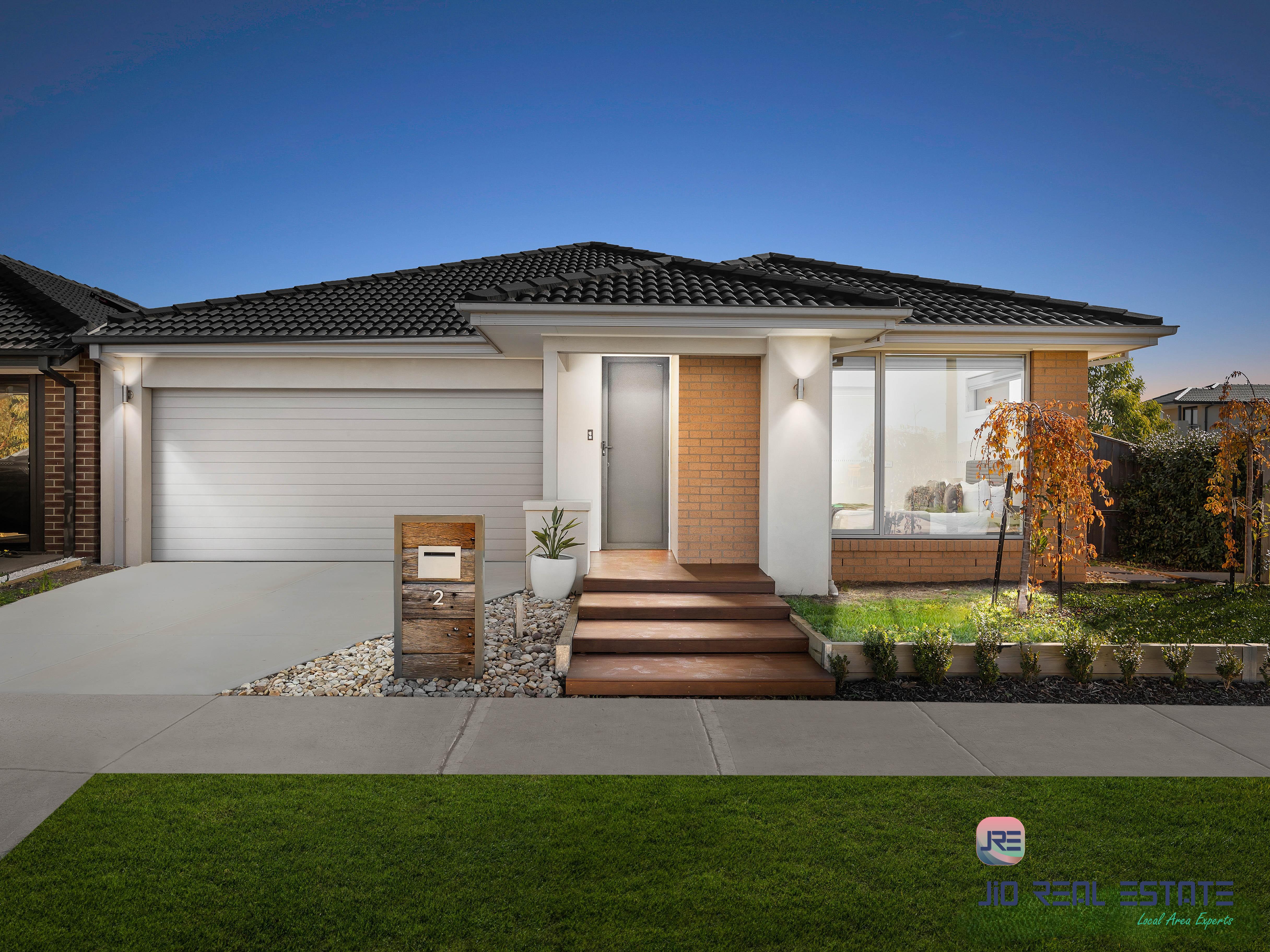 2 Blackscroft Road, Thornhill Park VIC