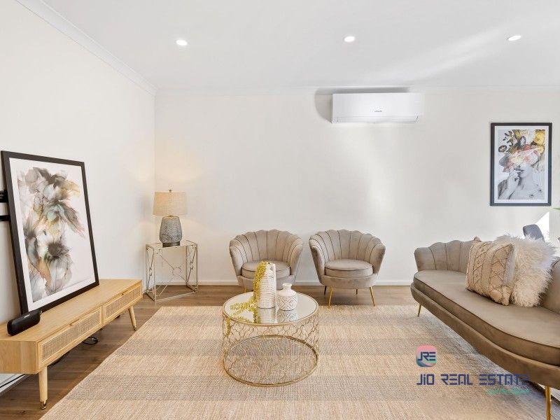 2 Blackscroft Road, Thornhill Park VIC