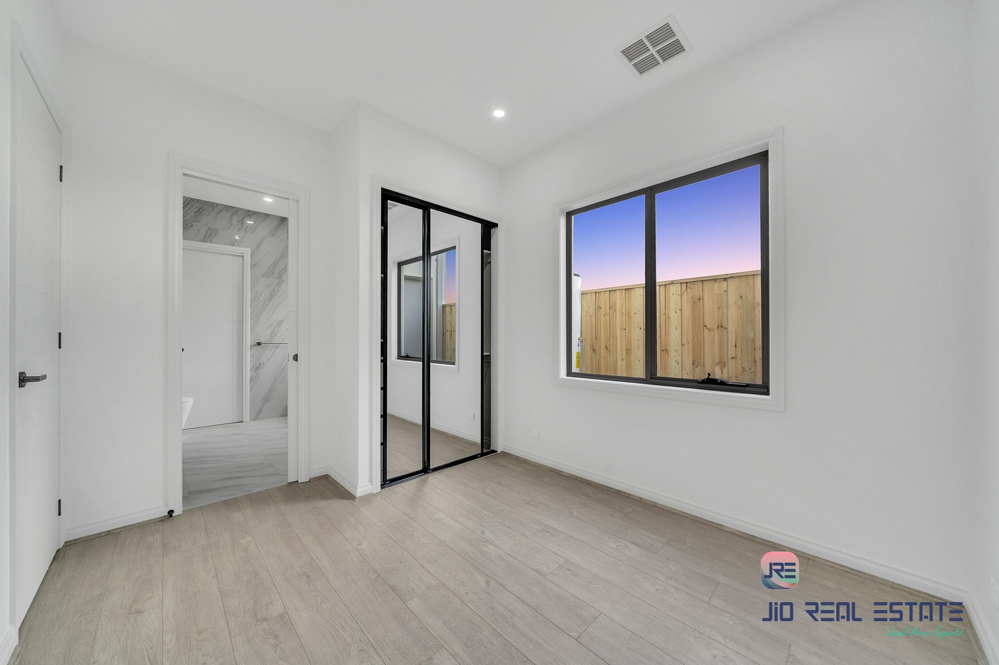 55 Thyme Crescent, Fraser Rise VIC