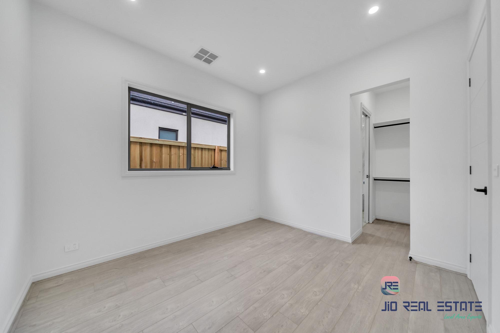 55 Thyme Crescent, Fraser Rise VIC