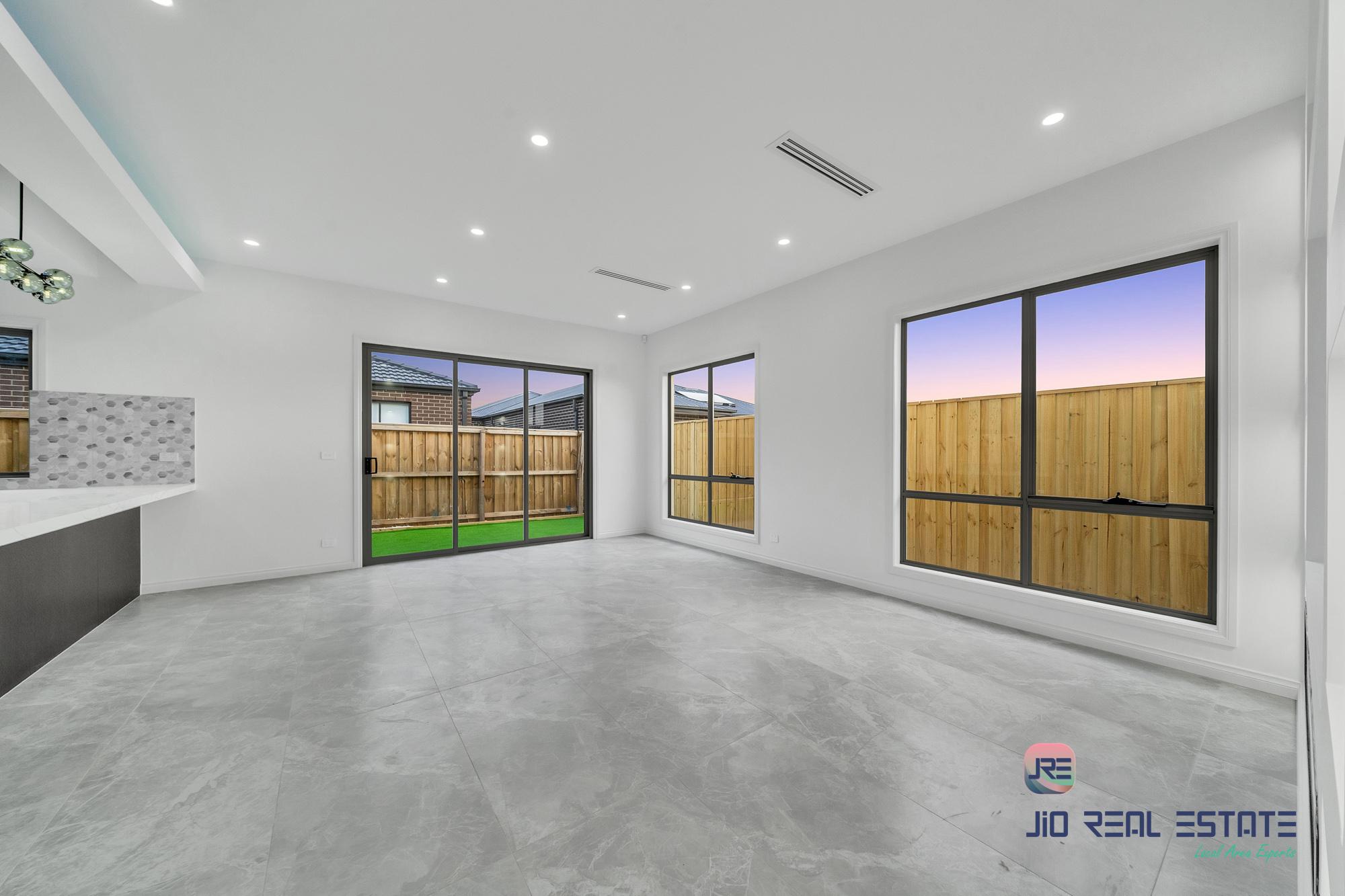 55 Thyme Crescent, Fraser Rise VIC