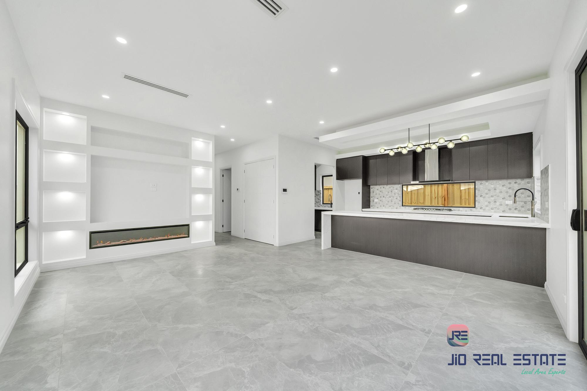 55 Thyme Crescent, Fraser Rise VIC