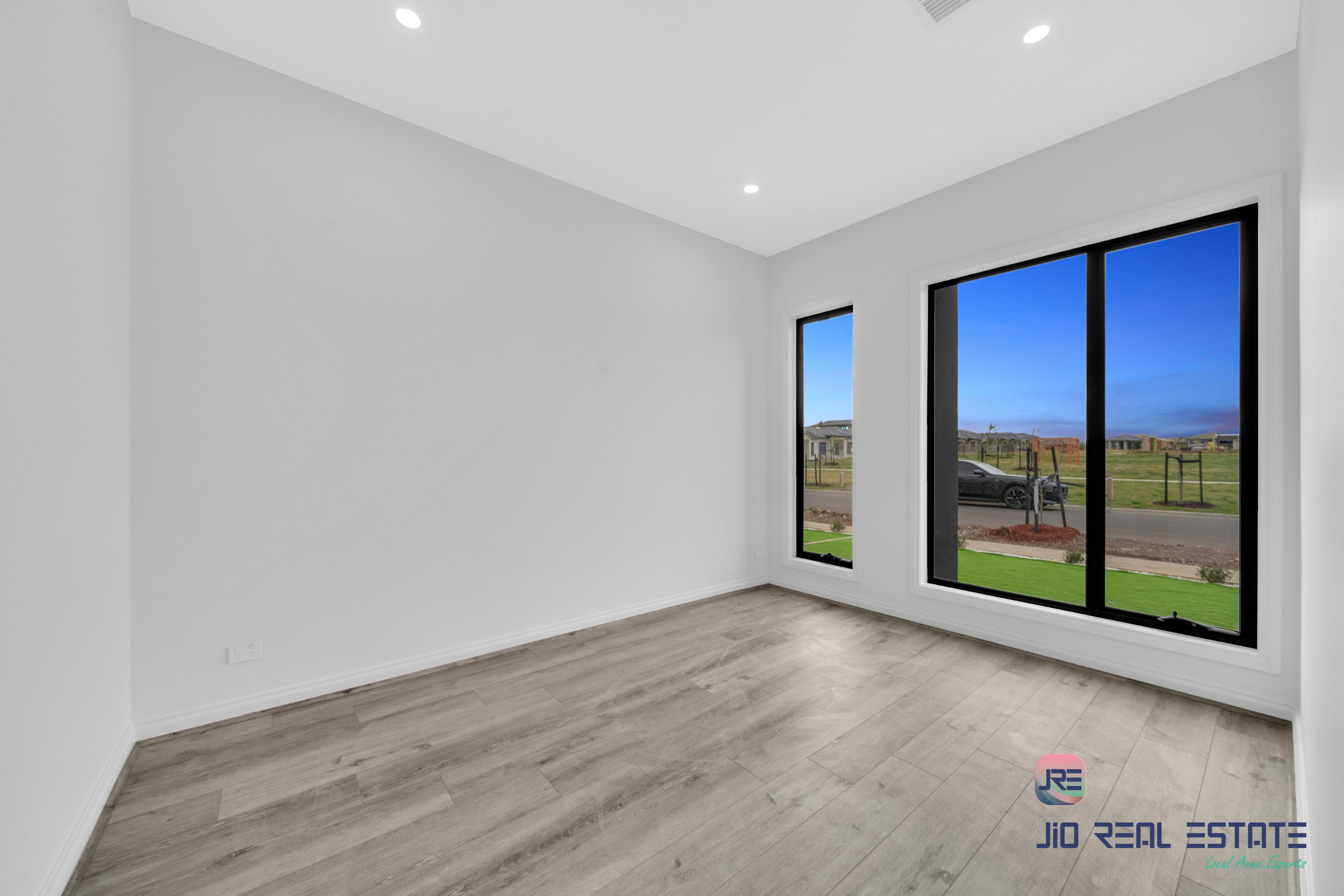 53 Thyme Crescent, Fraser Rise VIC