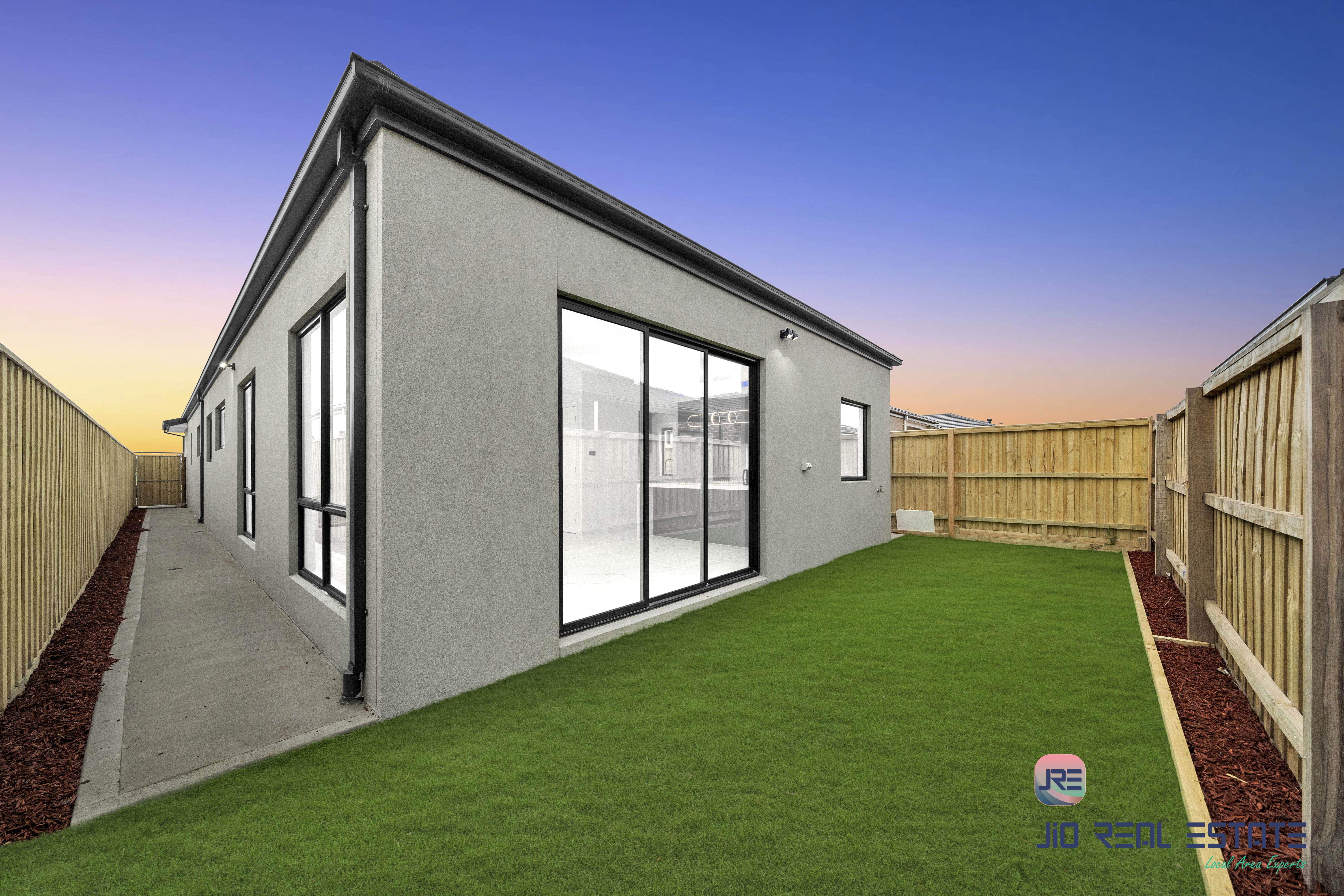 53 Thyme Crescent, Fraser Rise VIC