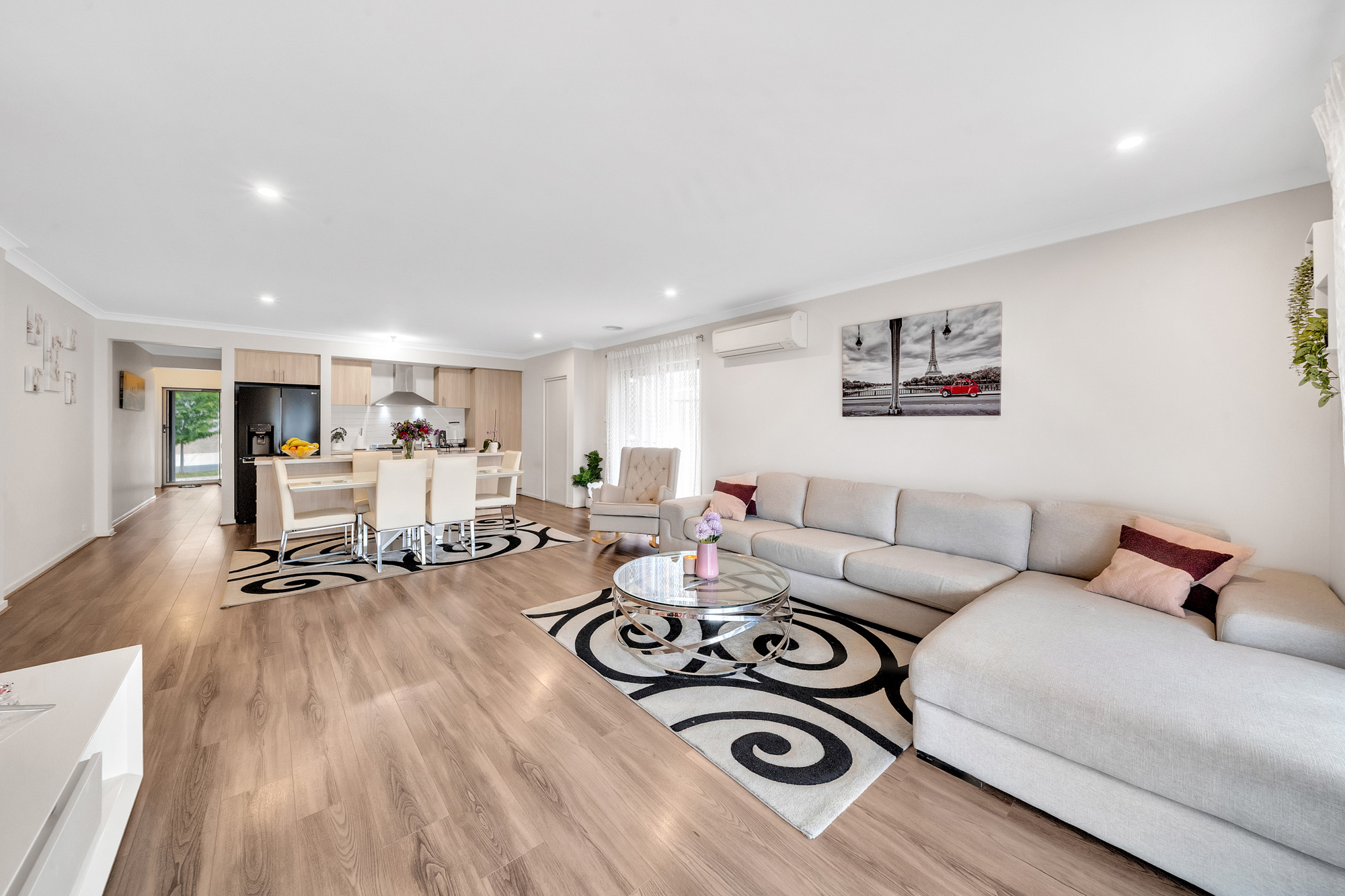 19 Sadie Avenue, Thornhill Park VIC