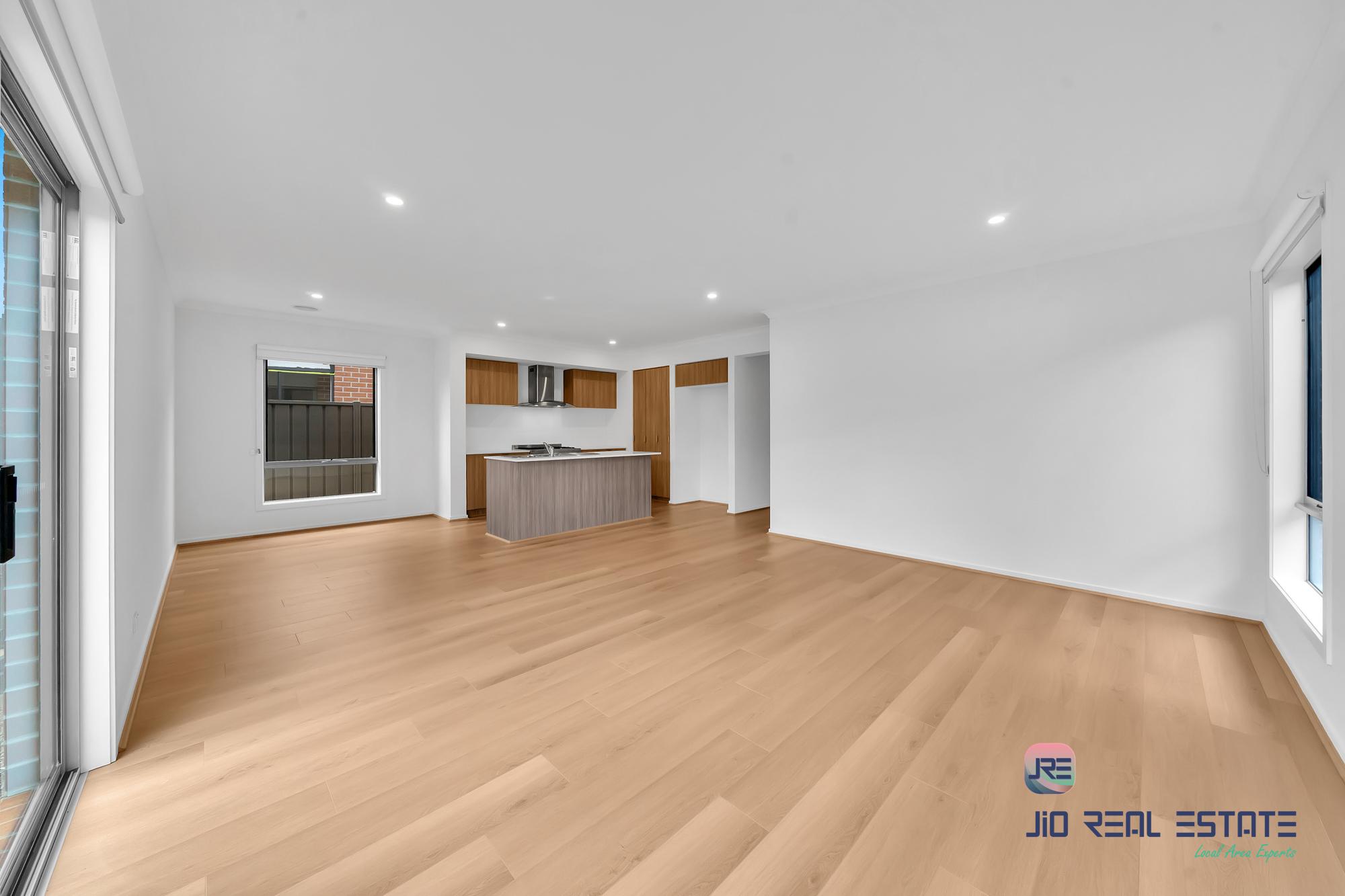 16 Pintail Drive, Melton South VIC