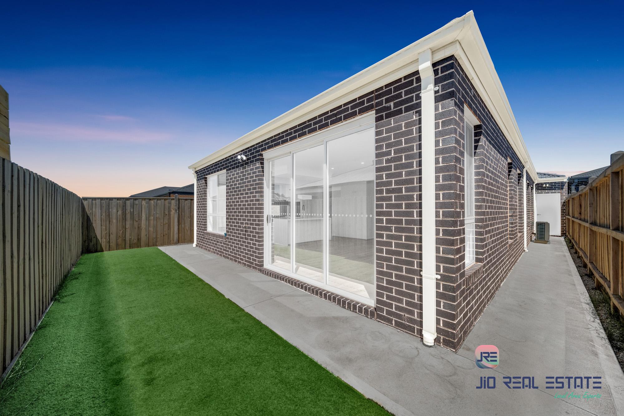 48 Shelterbelt Avenue, Weir Views VIC