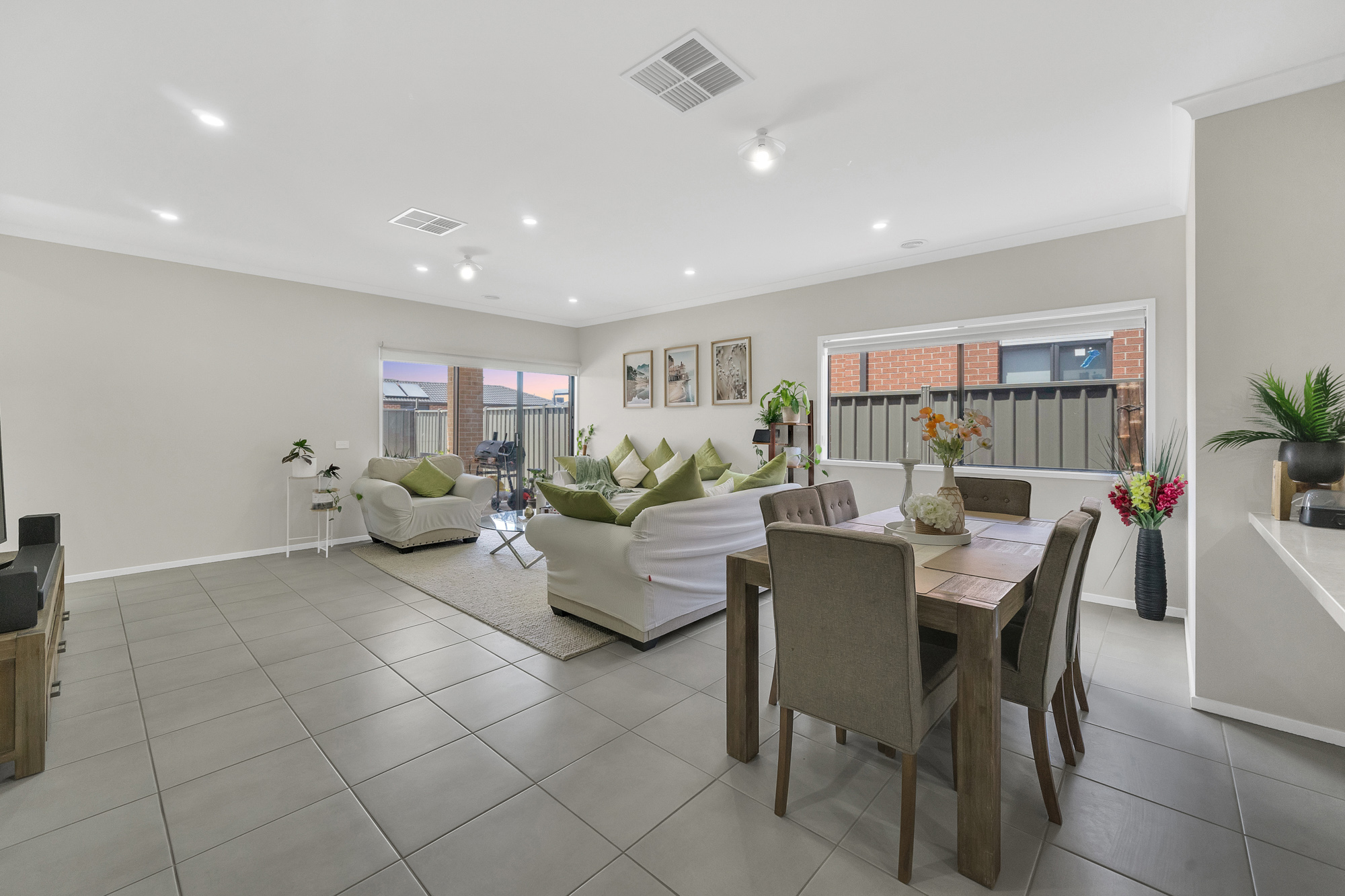 43 Pintail Drive, Melton South VIC