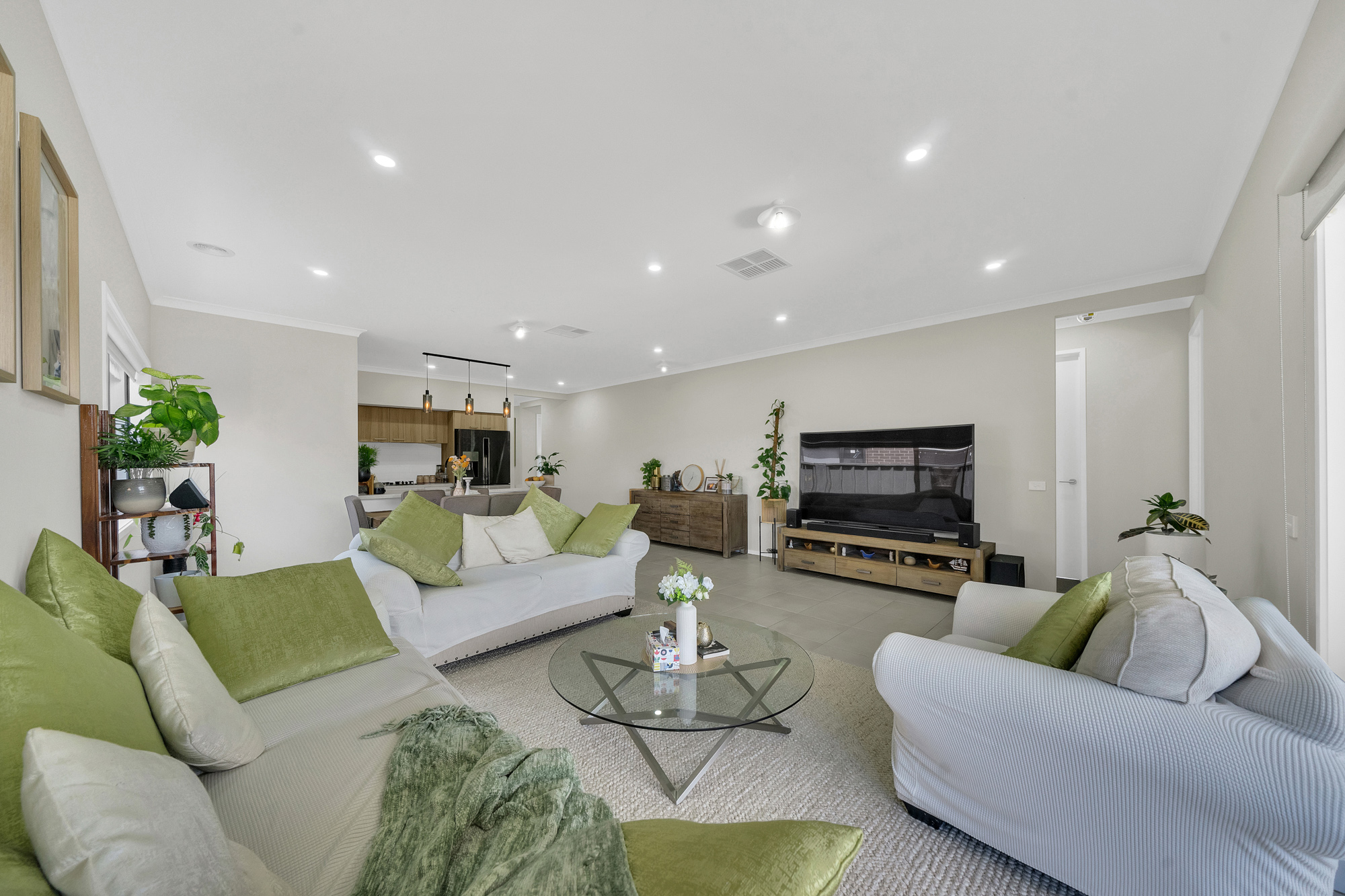 43 Pintail Drive, Melton South VIC