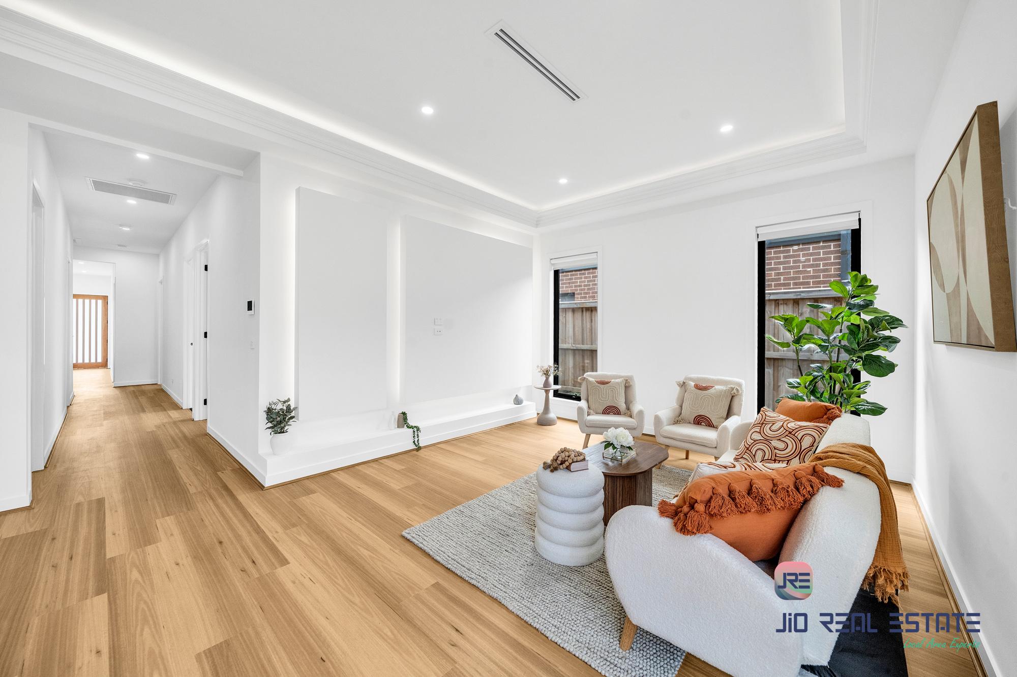 8 Linburn Street, Thornhill Park VIC