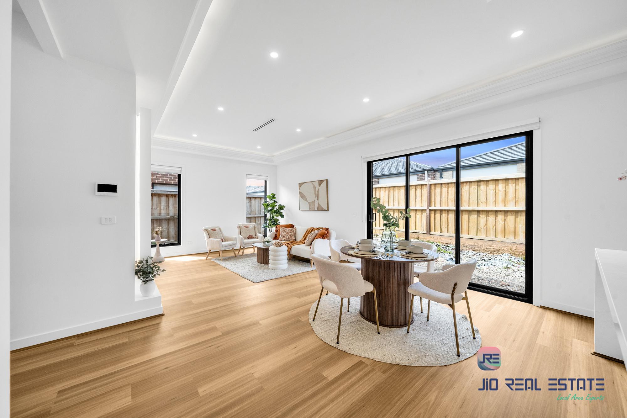 8 Linburn Street, Thornhill Park VIC