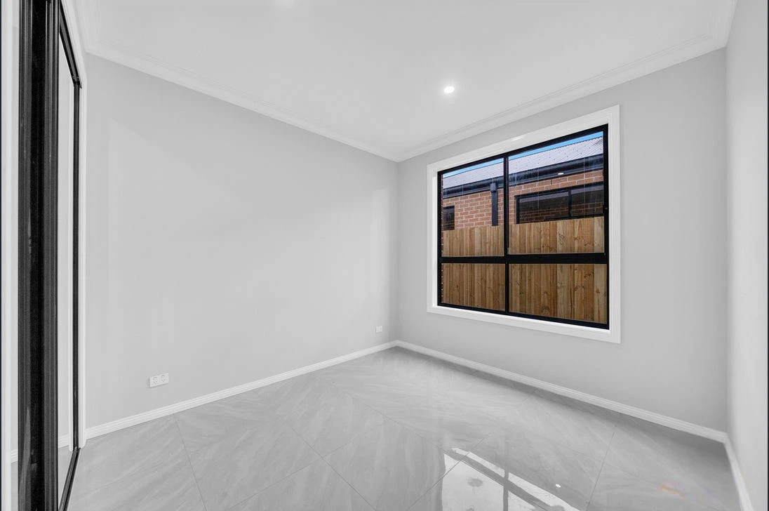 5 Tipperary Drive, Rockbank VIC