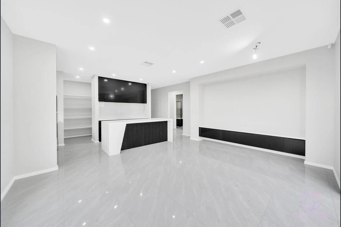 5 Tipperary Drive, Rockbank VIC