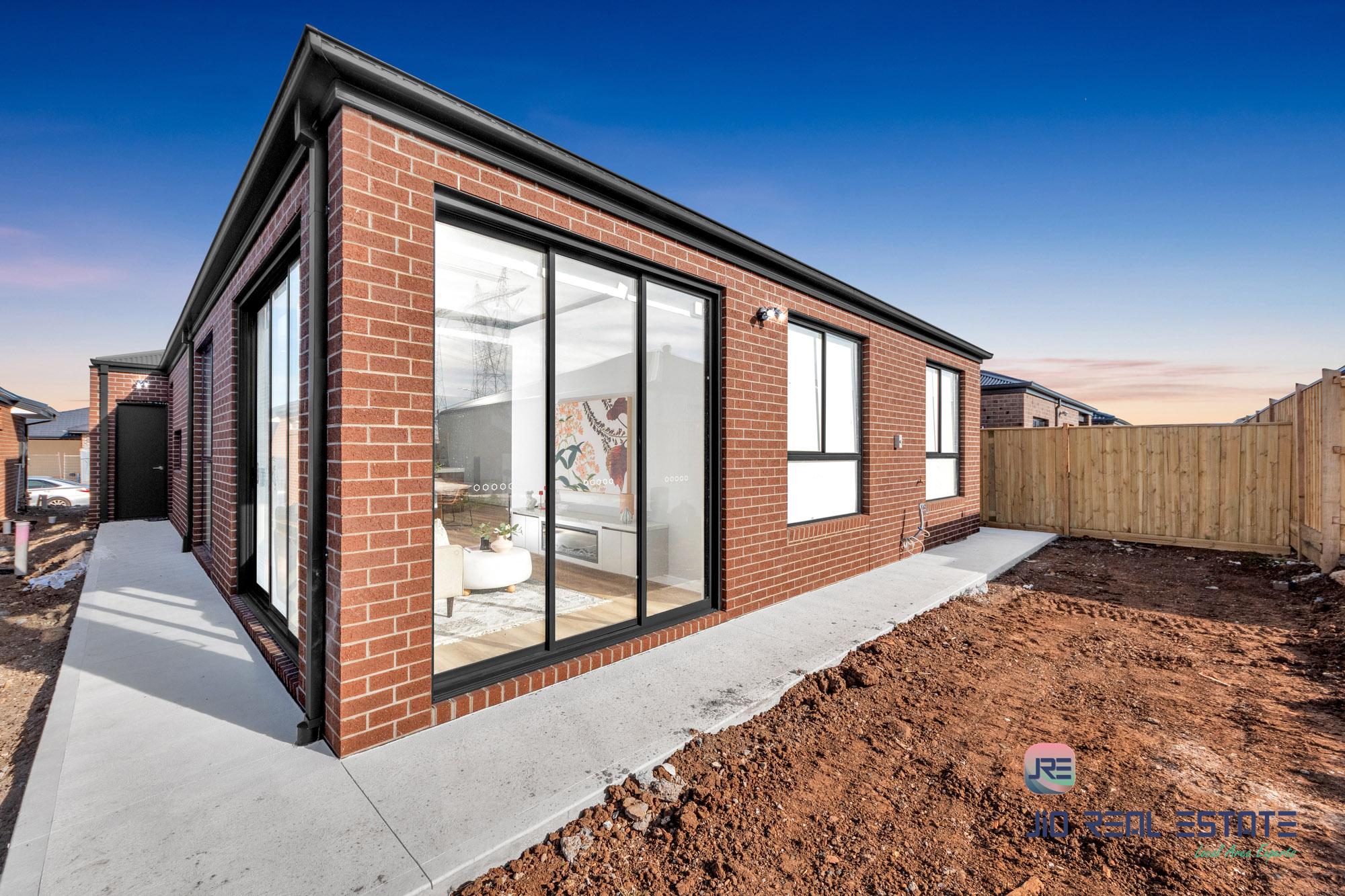 14 Mediterranean Street, Deanside VIC