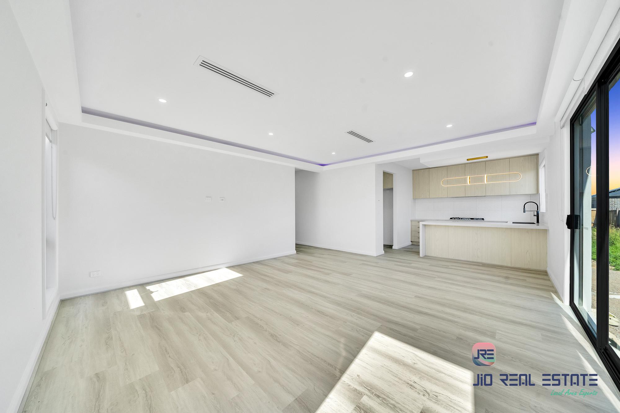 17 Peatland Road, Fraser Rise VIC