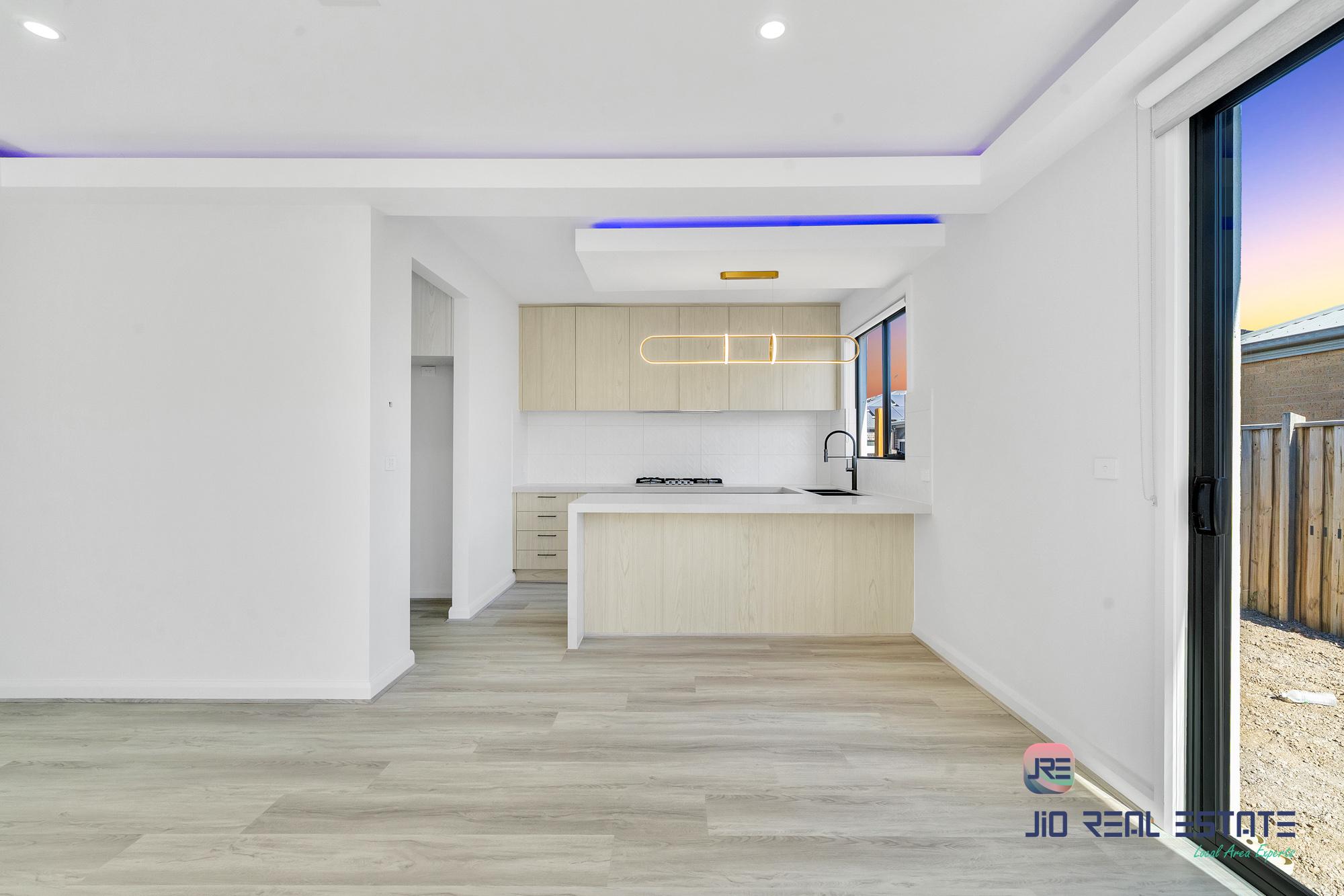 17 Peatland Road, Fraser Rise VIC