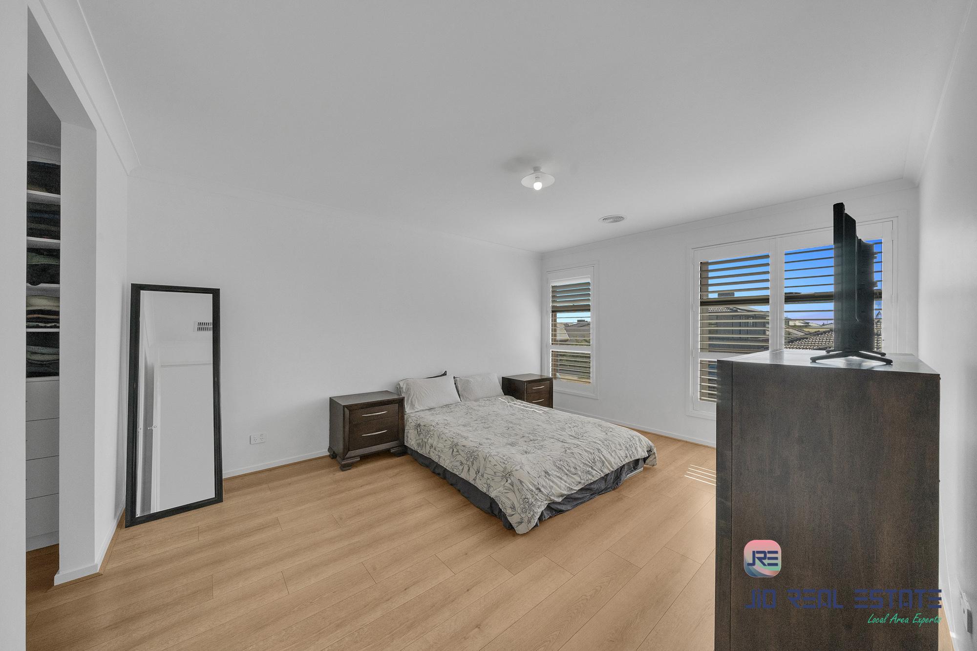 9 Mclean Street, Thornhill Park VIC