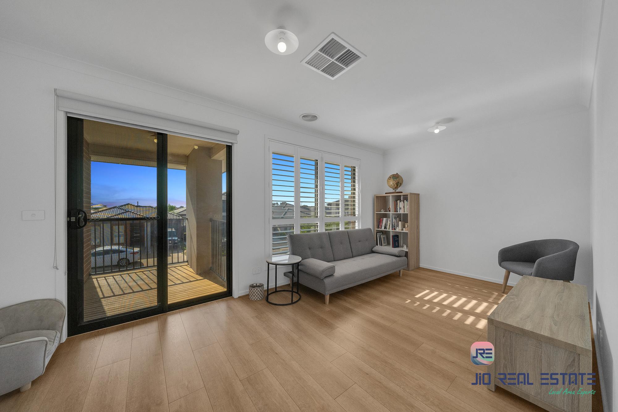 9 Mclean Street, Thornhill Park VIC