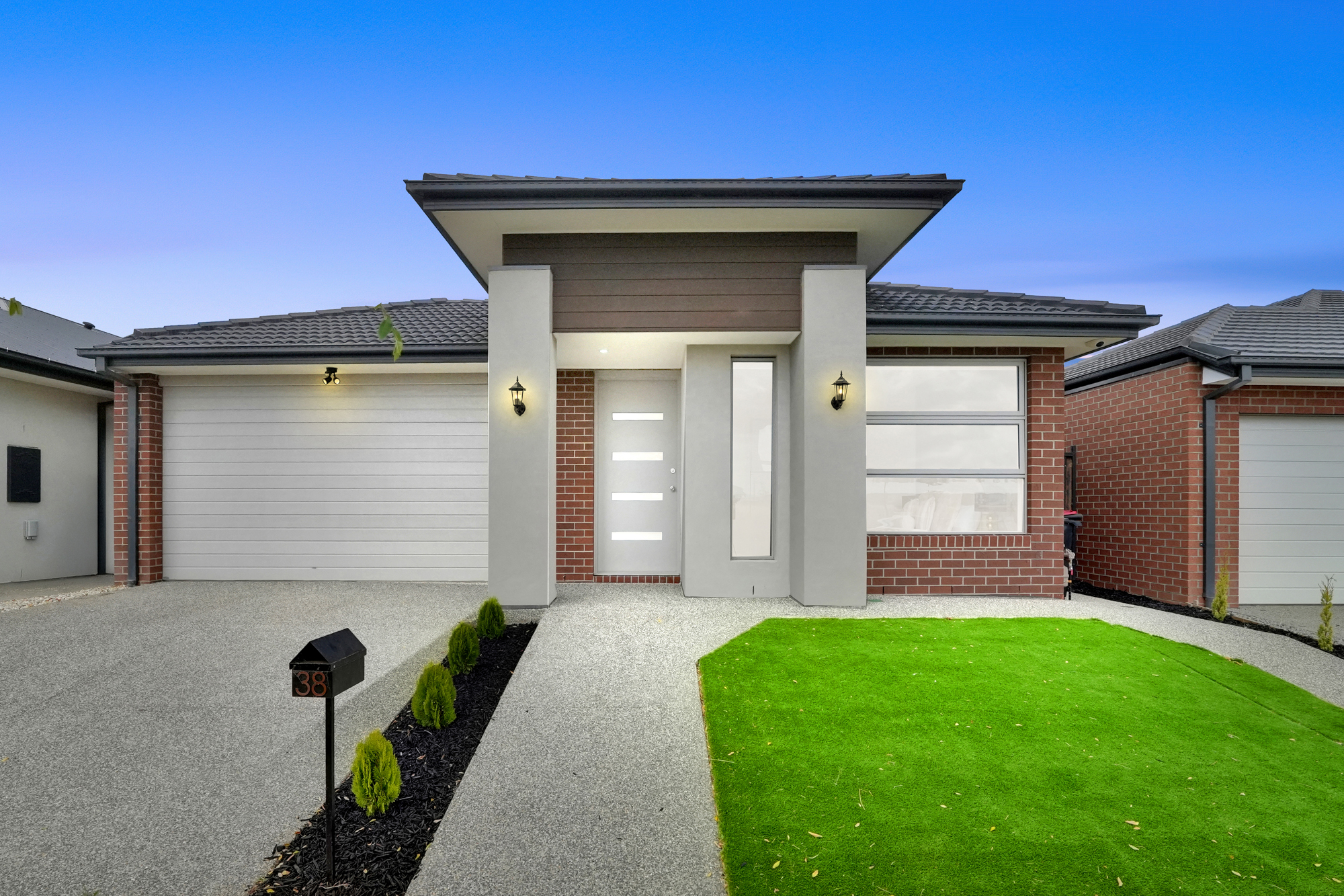 38 Ravenscraig Drive, Strathtulloh VIC