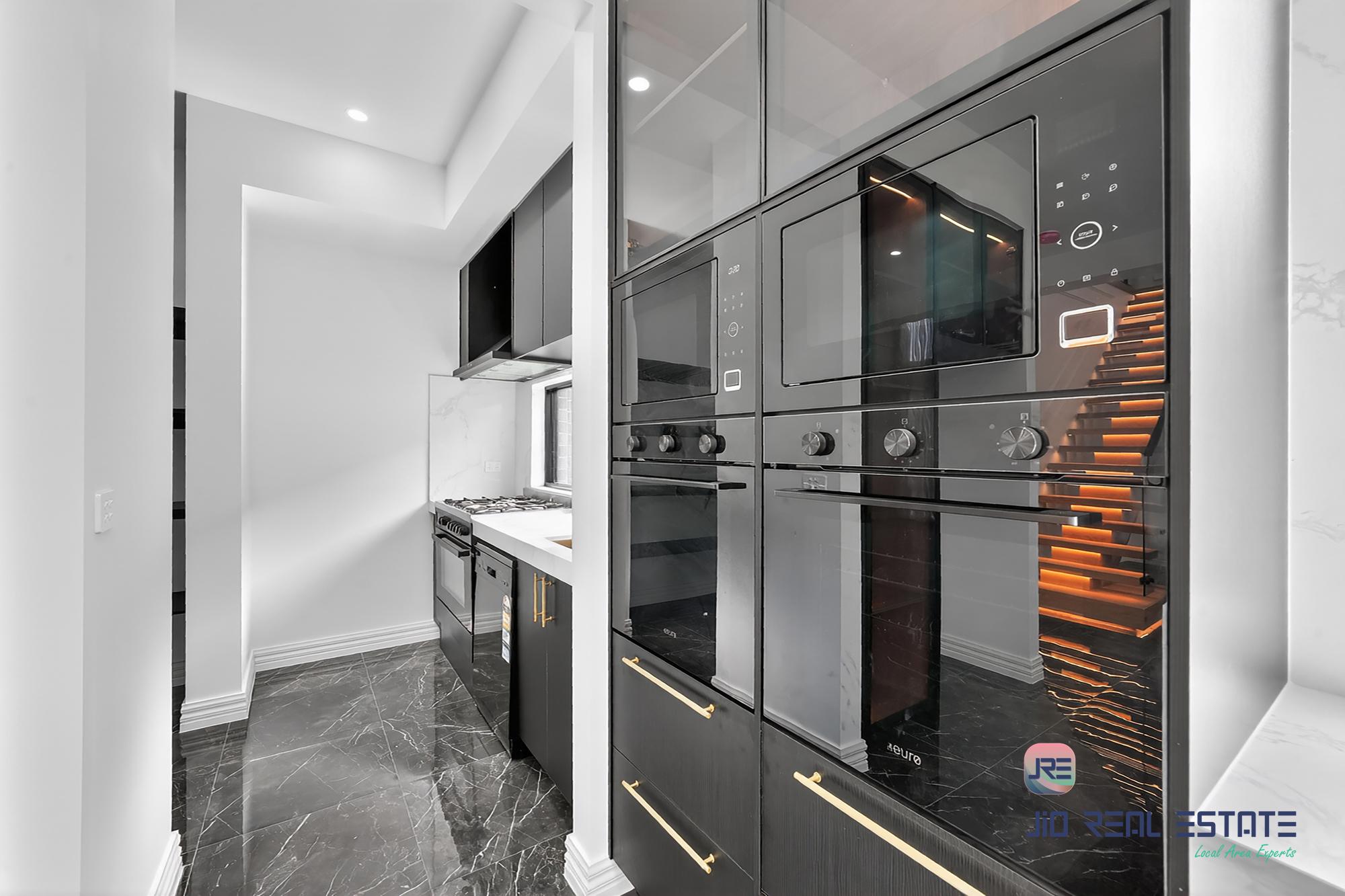 44 Reed Court, Deanside VIC