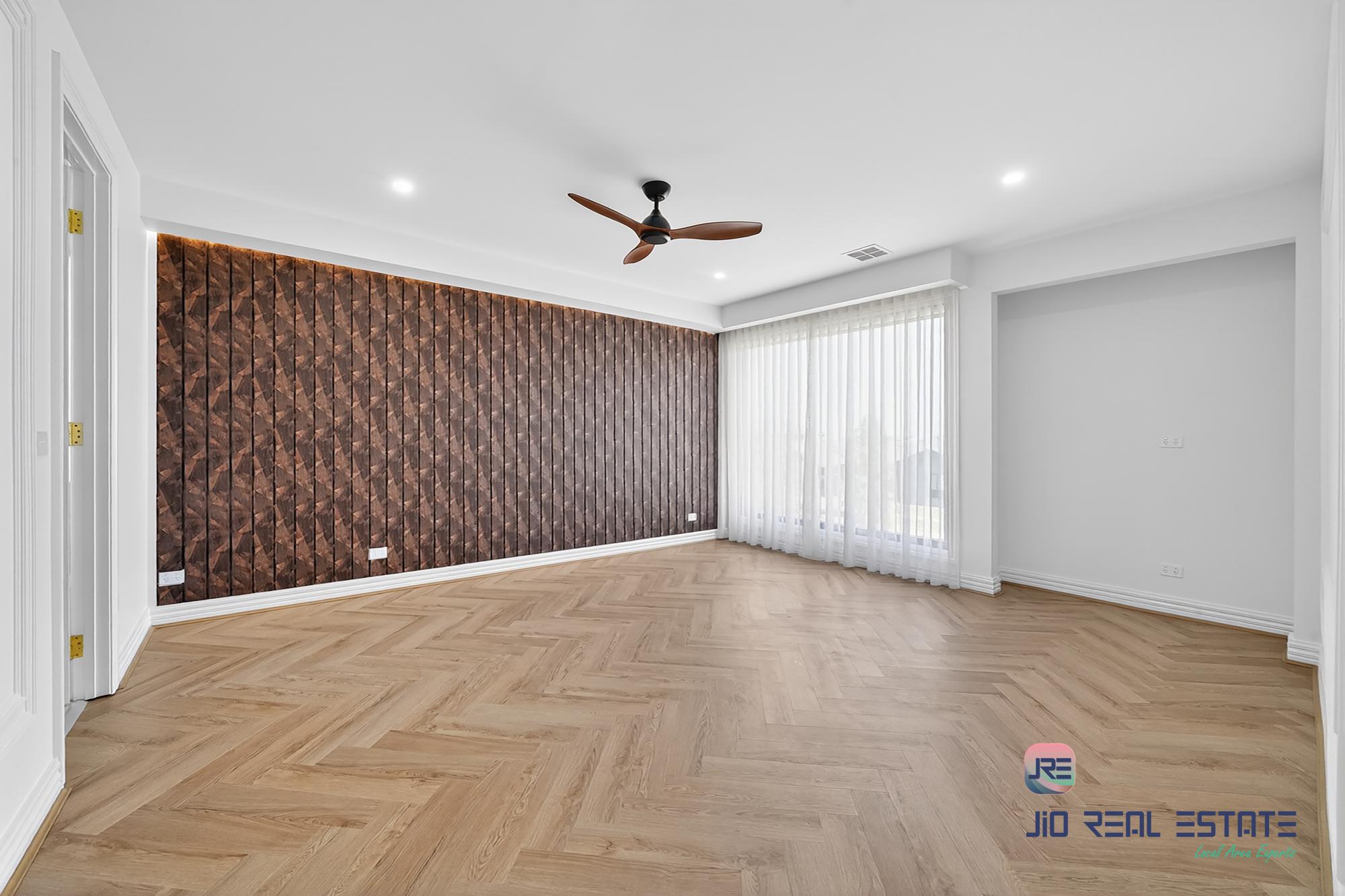 44 Reed Court, Deanside VIC