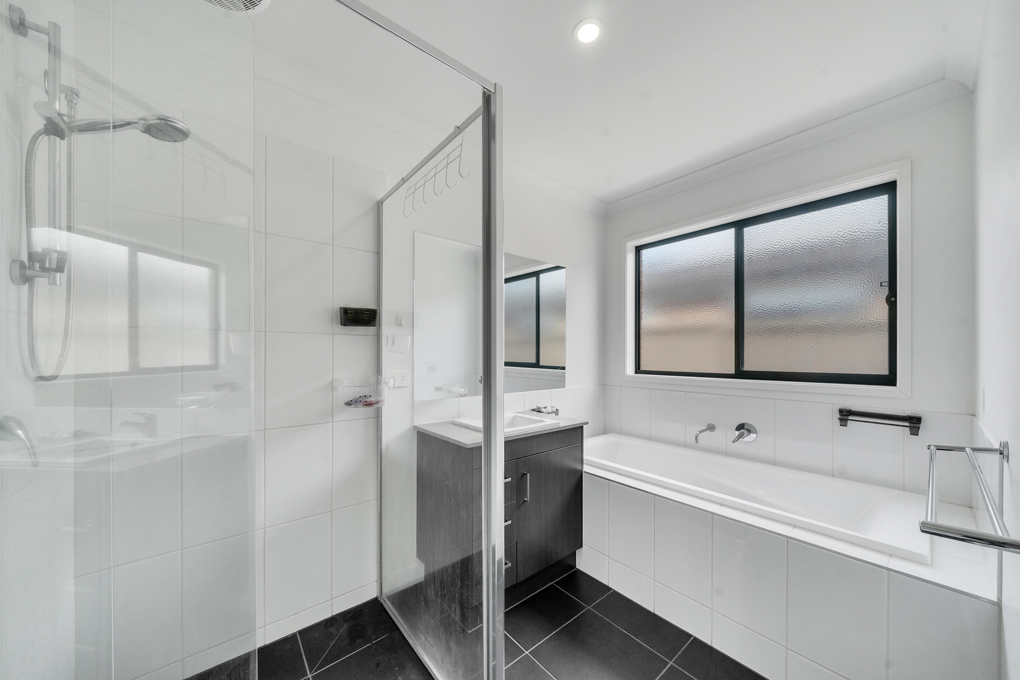 12 Ambervue Drive, Cobblebank VIC