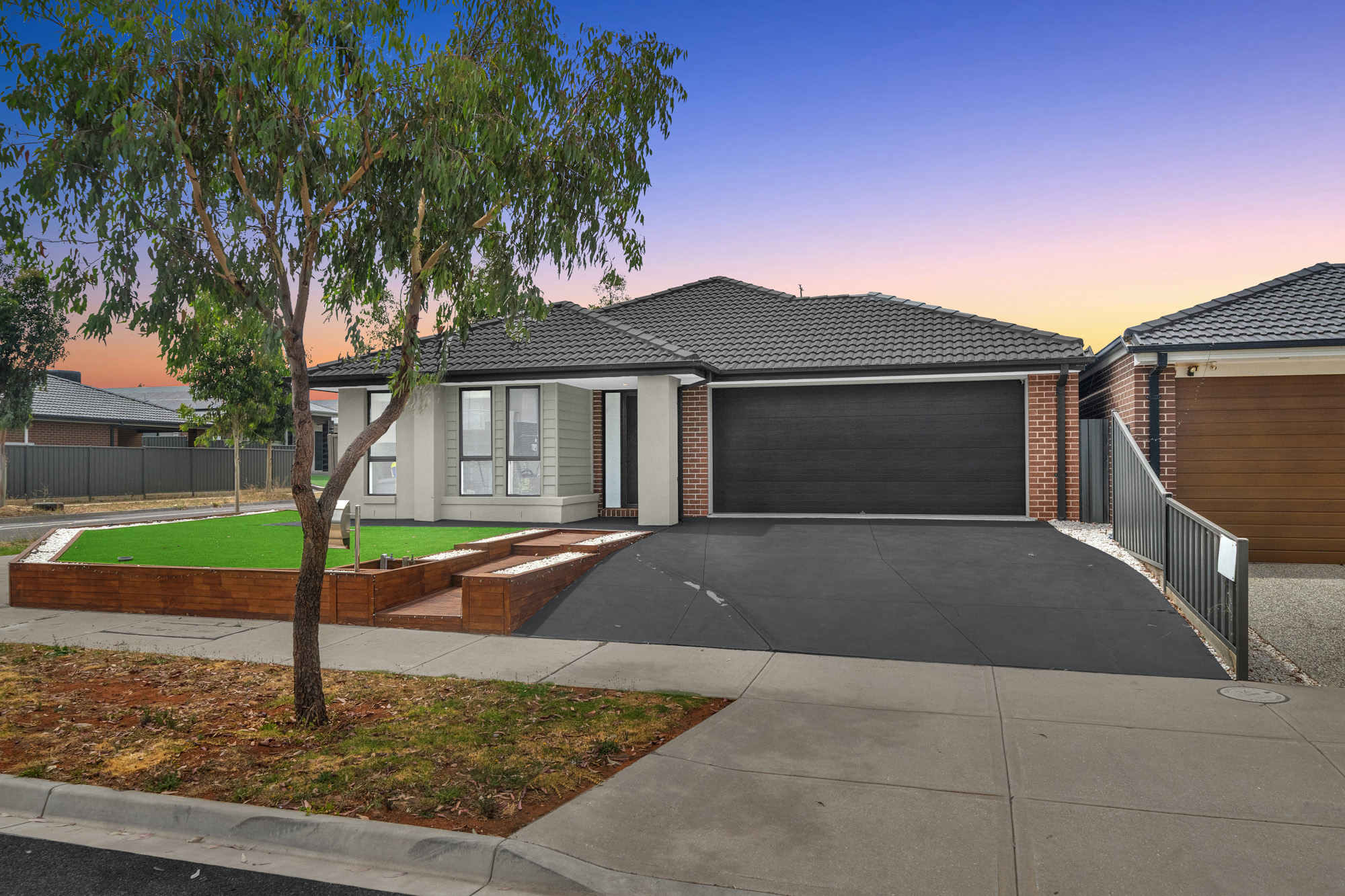 12 Ambervue Drive, Cobblebank VIC