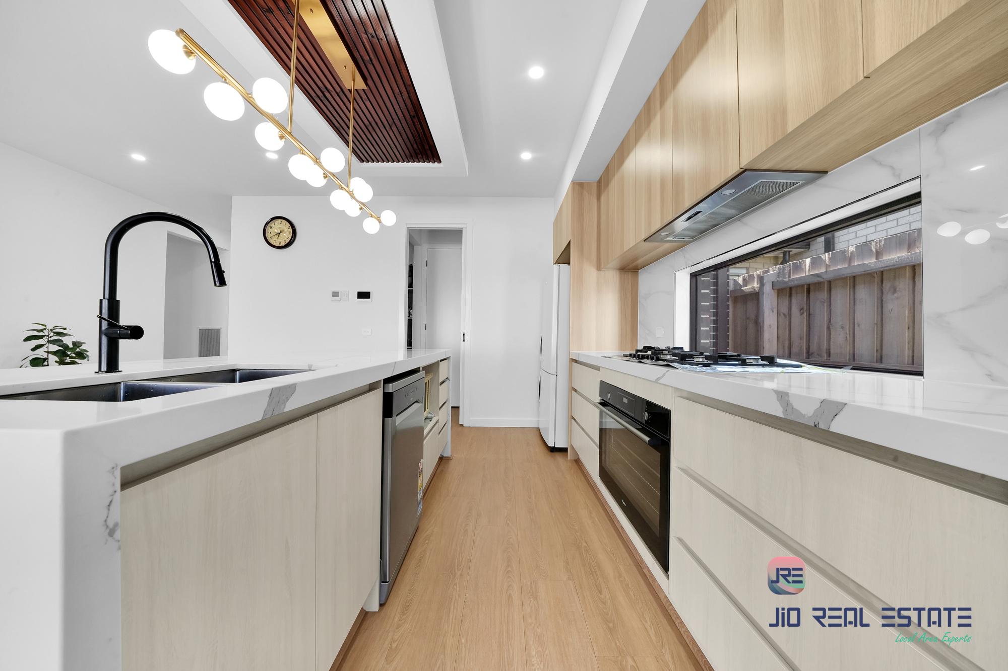 48 Charleston Road, Deanside VIC