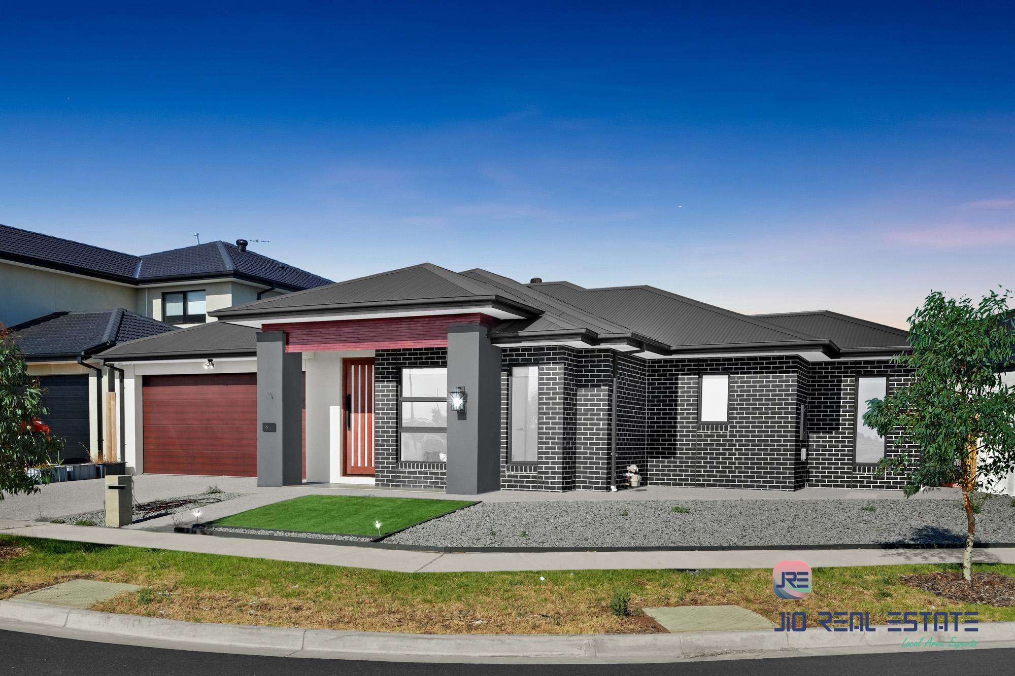 48 Charleston Road, Deanside VIC