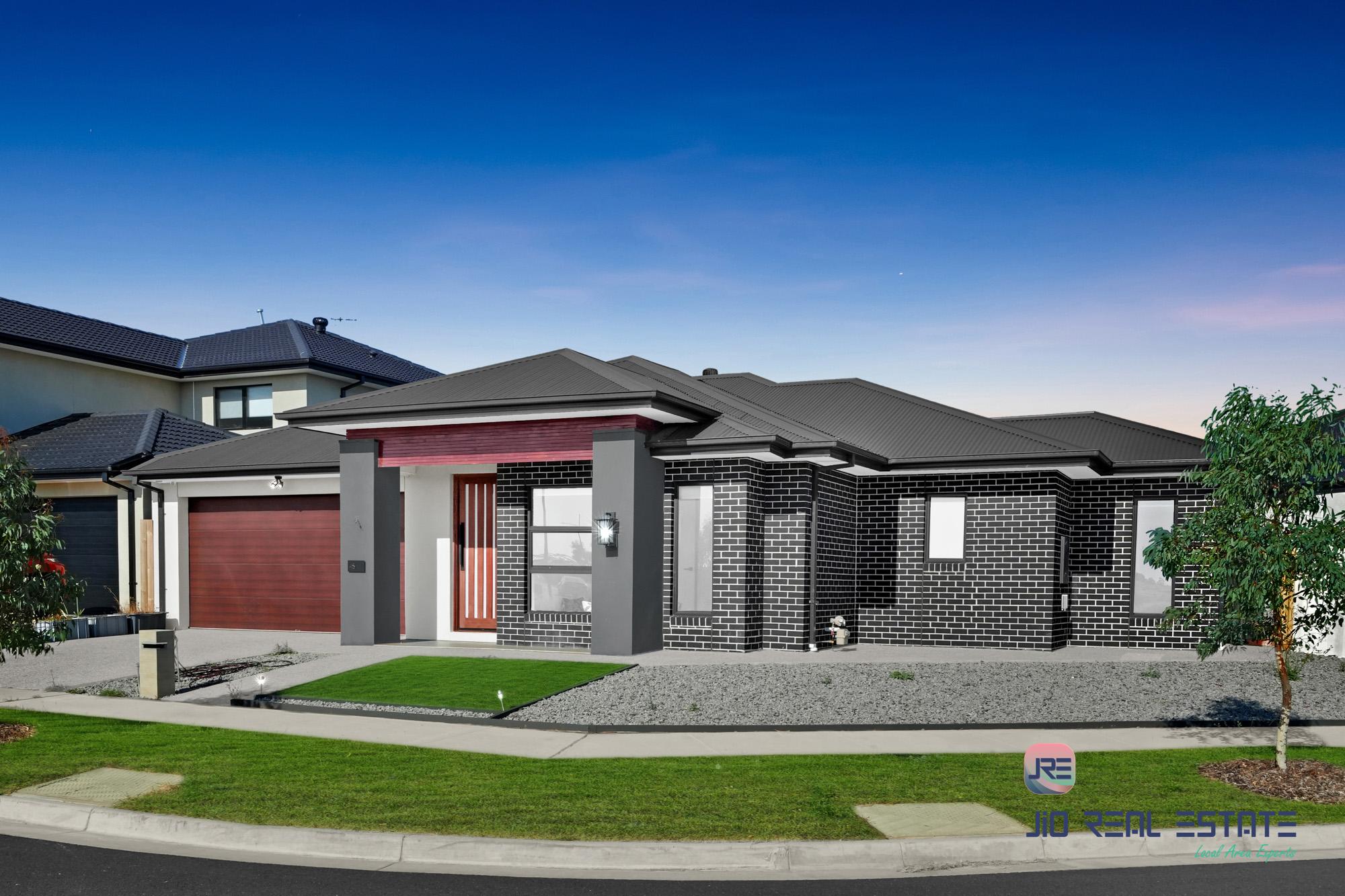 48 Charleston Road, Deanside VIC