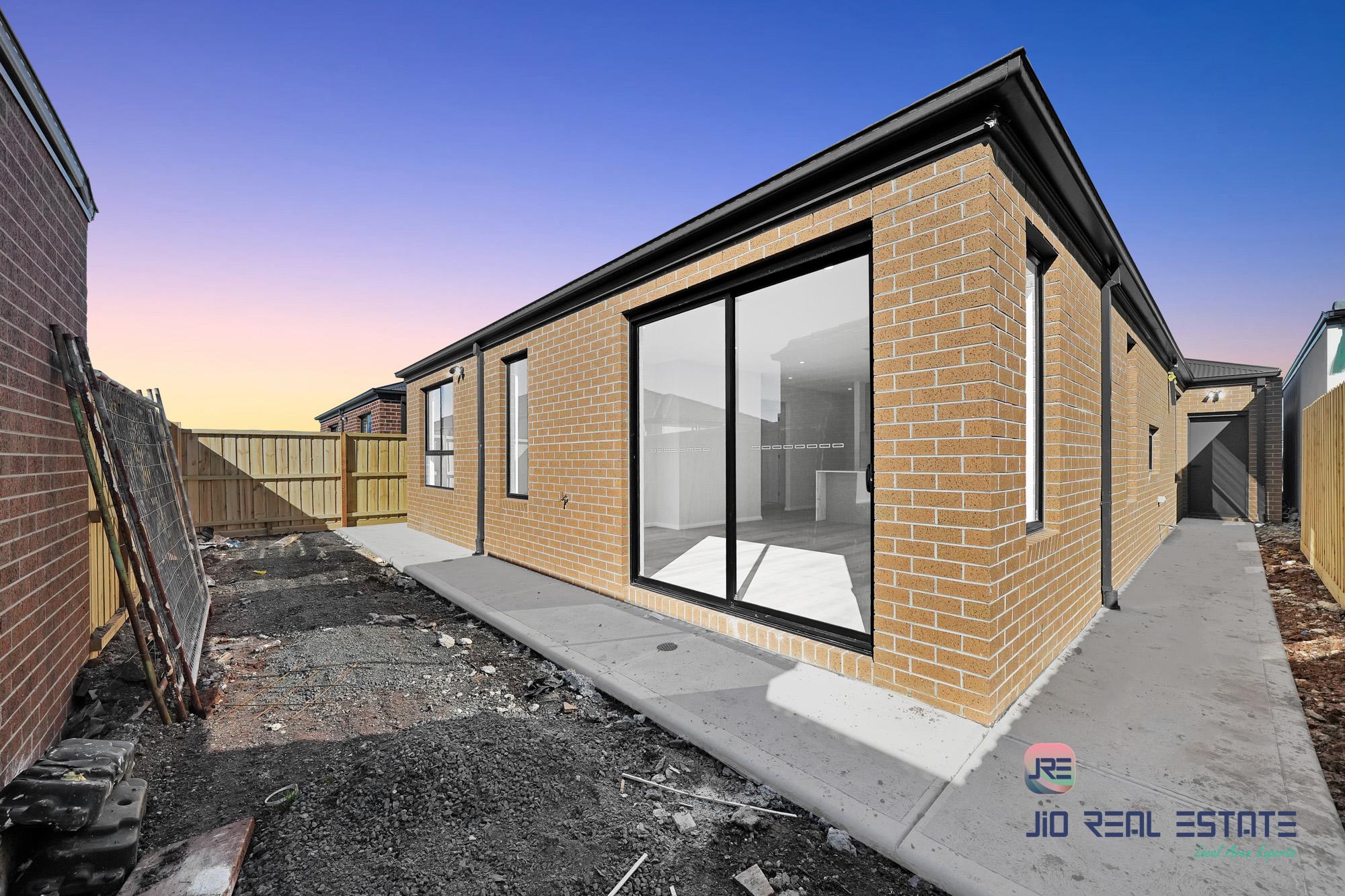 3 Tipperary Drive, Rockbank VIC