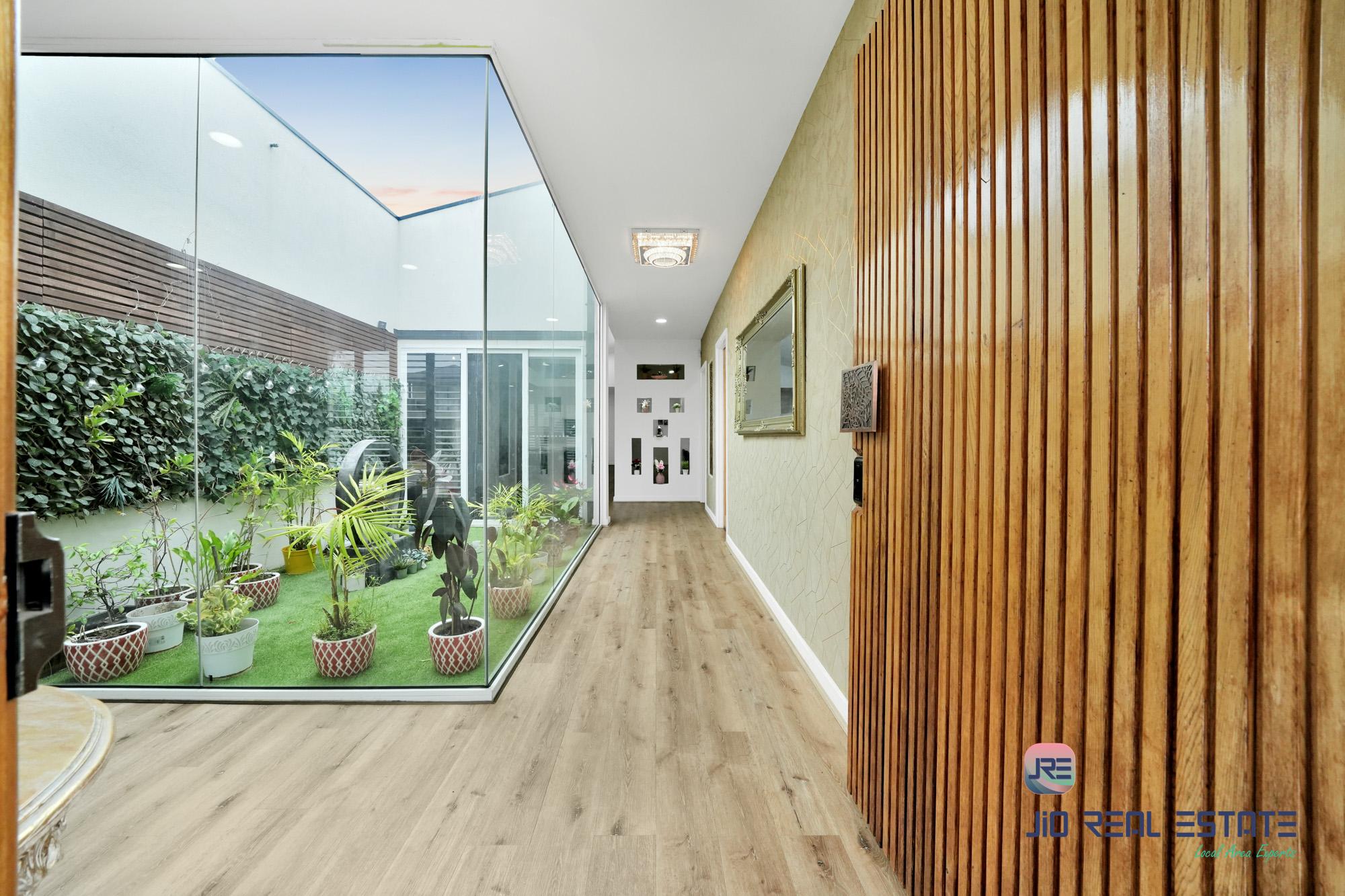 13 Longshanks Street, Thornhill Park VIC