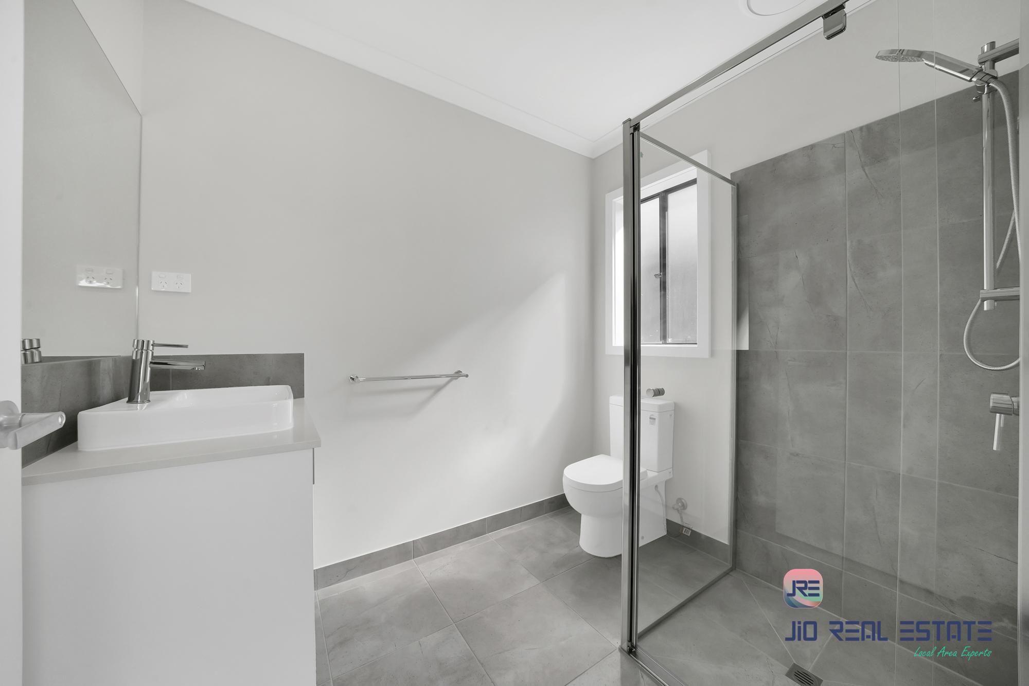 37 Rochford Way, Melton South VIC